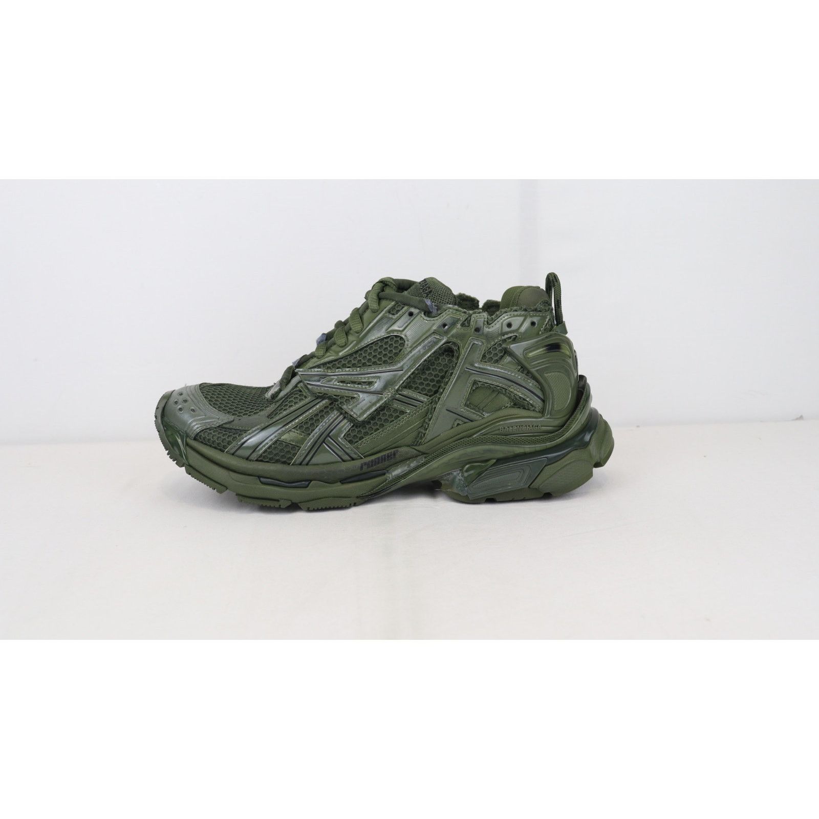 Balenciaga o1rshd1 Q:2 / Mesh Rubber Runner Sneakers in Kaki Size US 9 / EU 42 - 3 Thumbnail