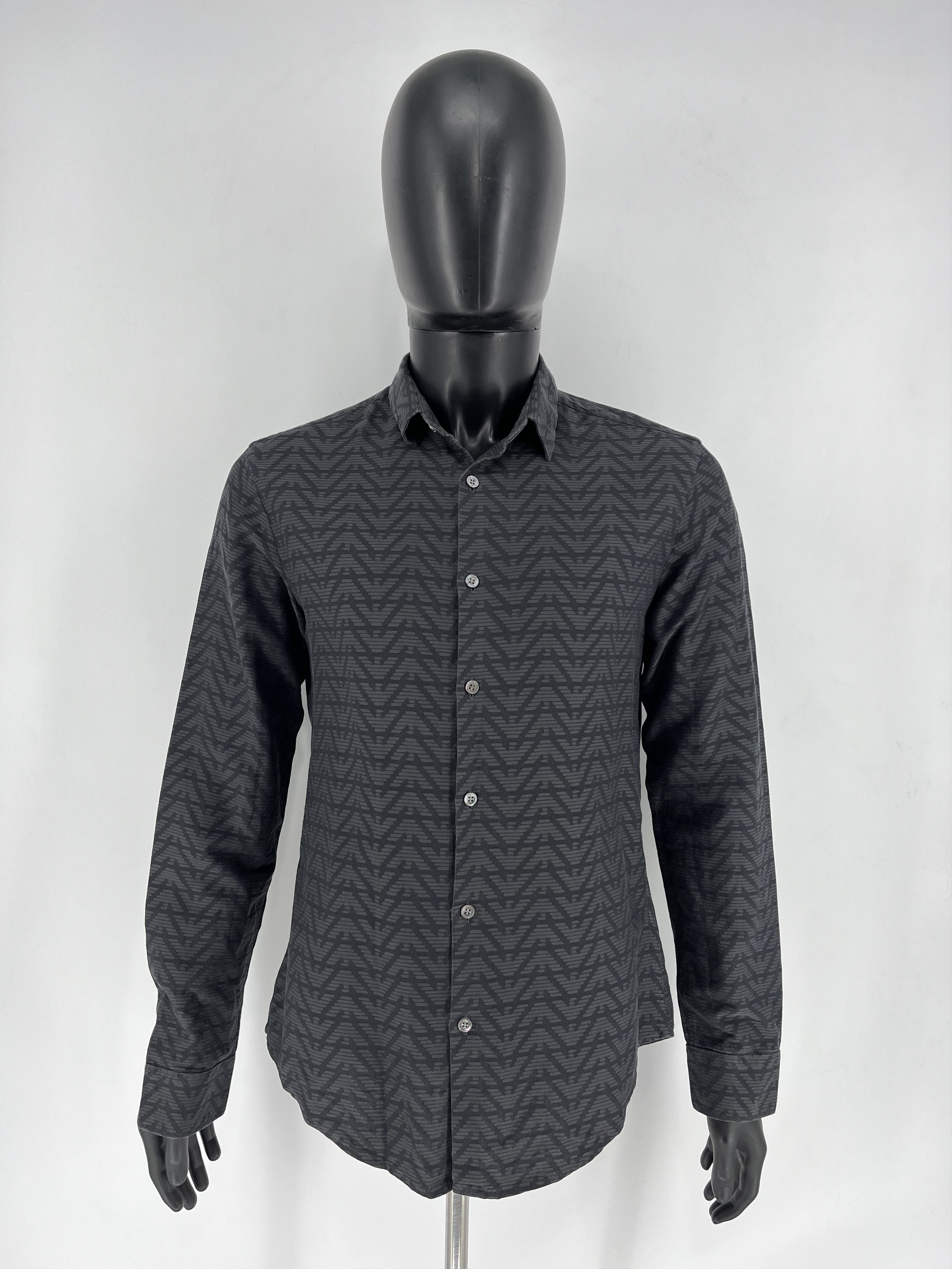 Giorgio Armani × Vintage Vintage Shirt Armani Collezioni JEANS Size XL Rare Size US L / EU 52-54 / 3 - 2 Thumbnail