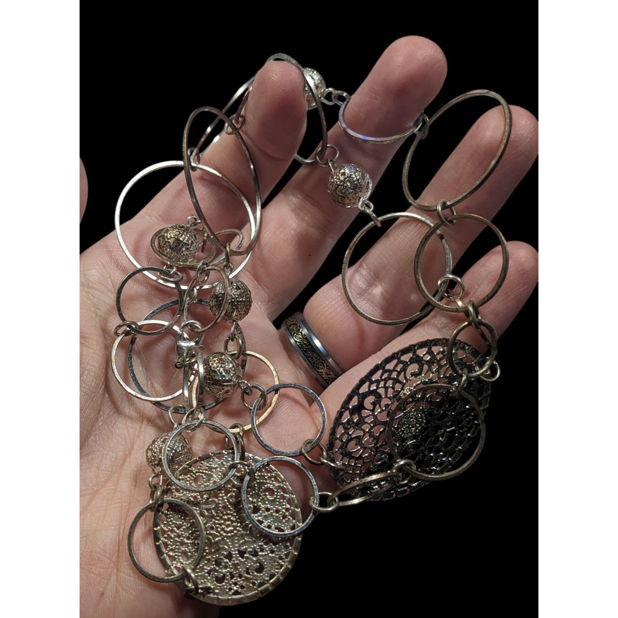 Other Bohemian Silver Tone Open Ring And Filigree Medallion Chain Size ONE SIZE - 4 Thumbnail