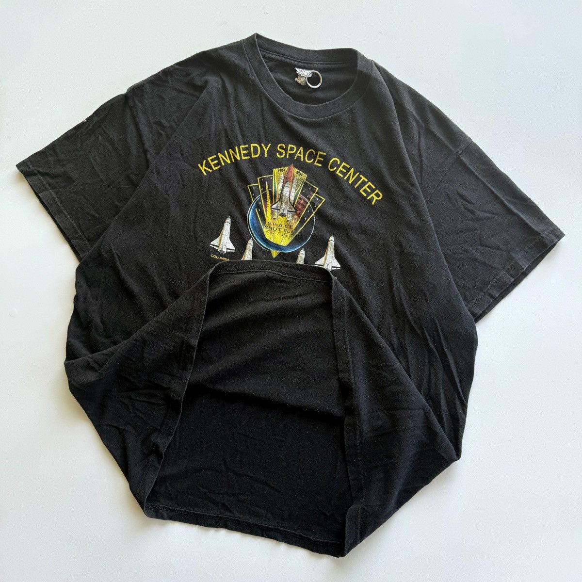 Vintage 2011 Vintage NASA Space Shuttle Program Tee Size US XL / EU 56 / 4 - 4 Thumbnail