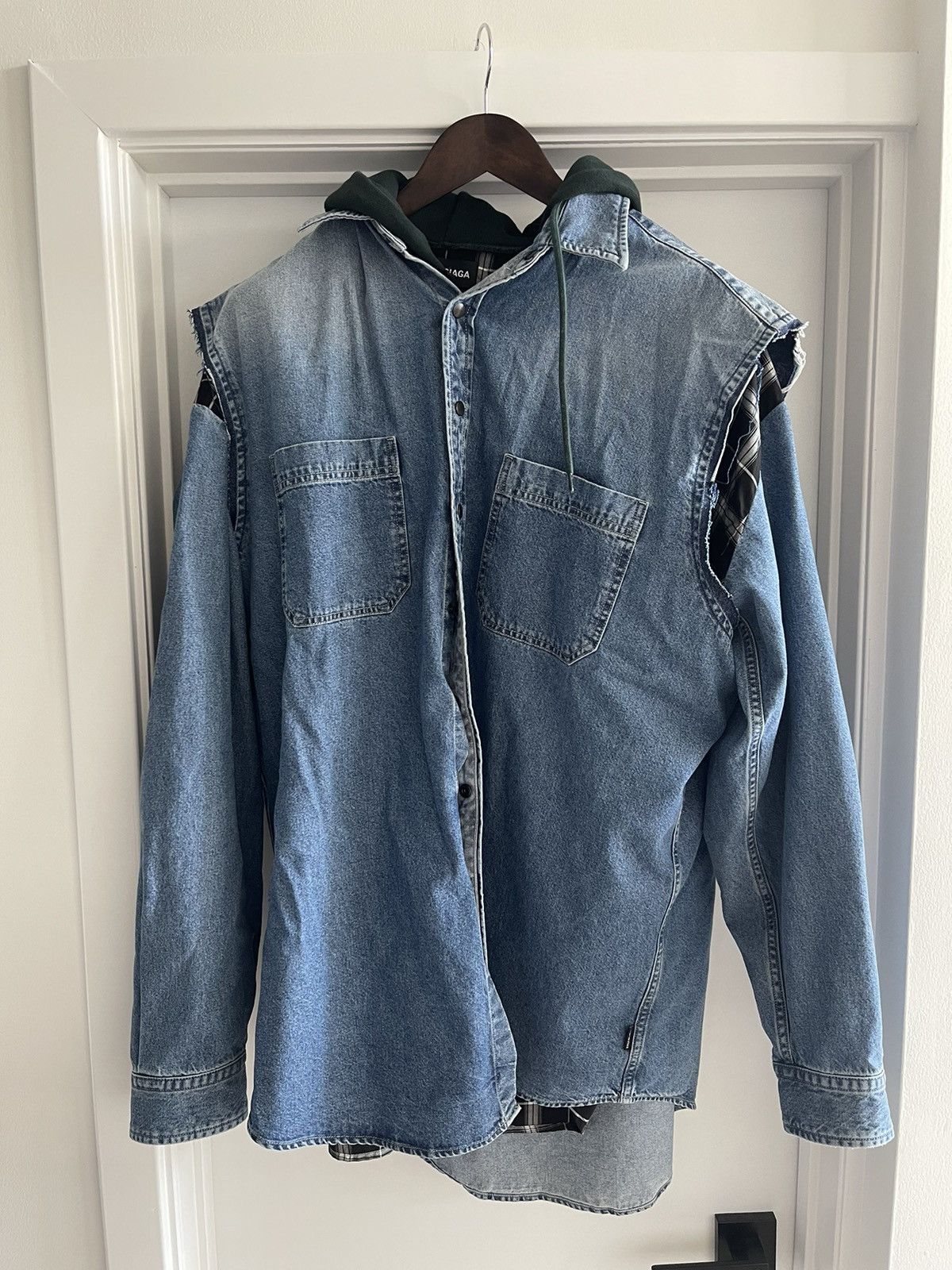 Balenciaga Balenciaga Hybrid 3-in-1 Vest + Hoodie Shirt Size US XL / EU 56 / 4 - 1 Thumbnail