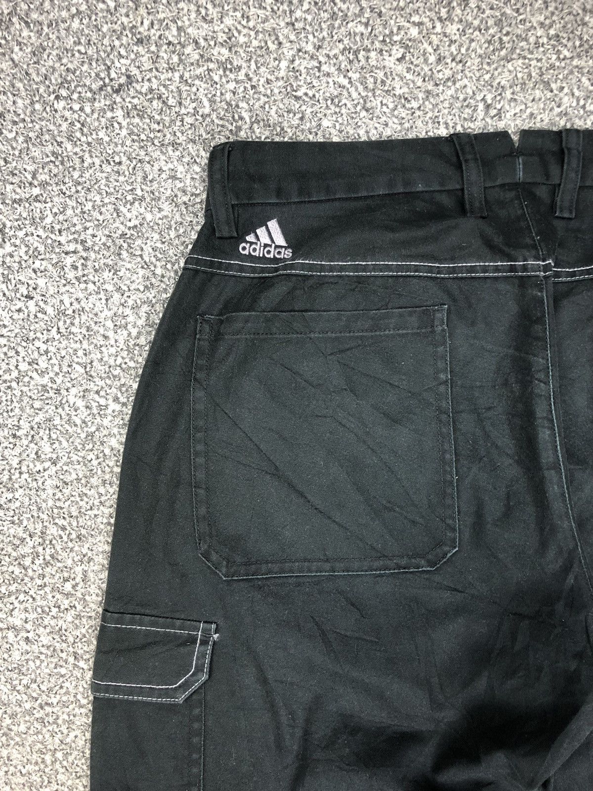 Carhartt × Vintage Japanese Brands Black Baggy Adidas Cargopants Size US 32 / EU 48 - 13 Thumbnail