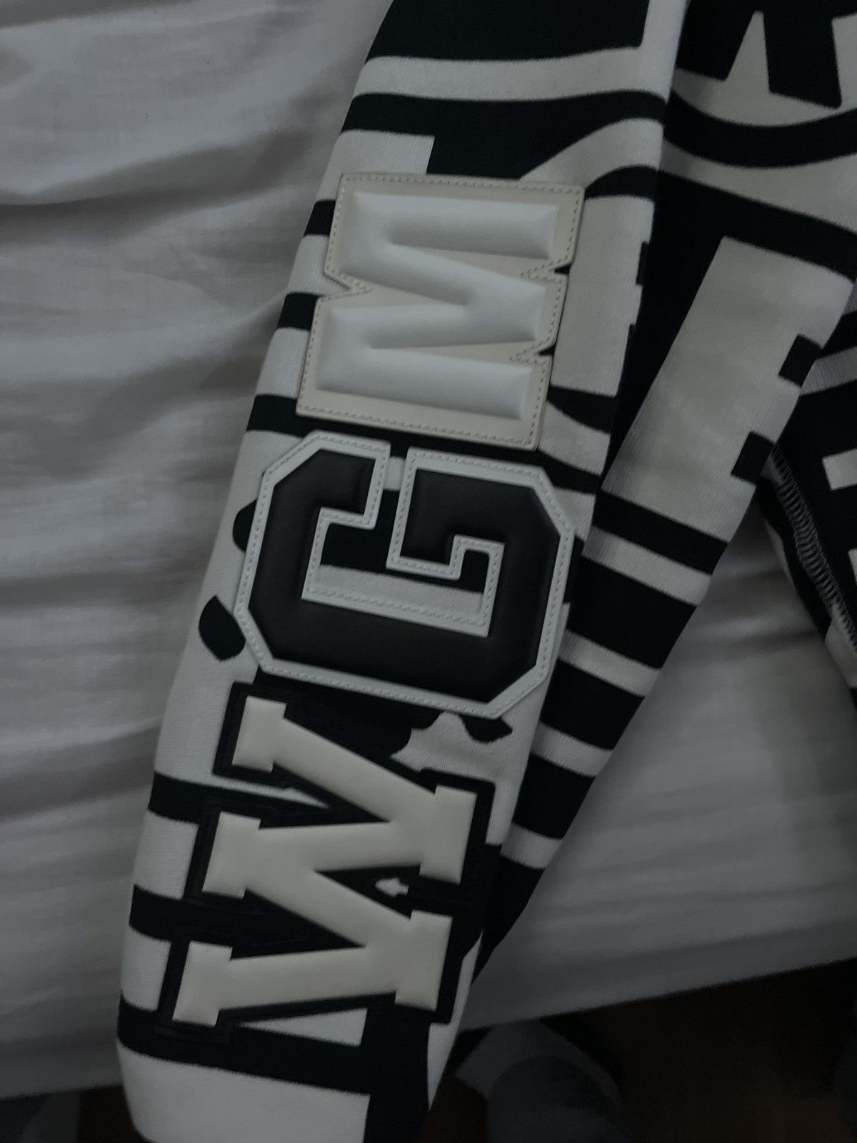 Bape BAPE Lux Sport Pattern Shark Full Zip Hoodie 'Ivory' Size US M / EU 48-50 / 2 - 3 Thumbnail