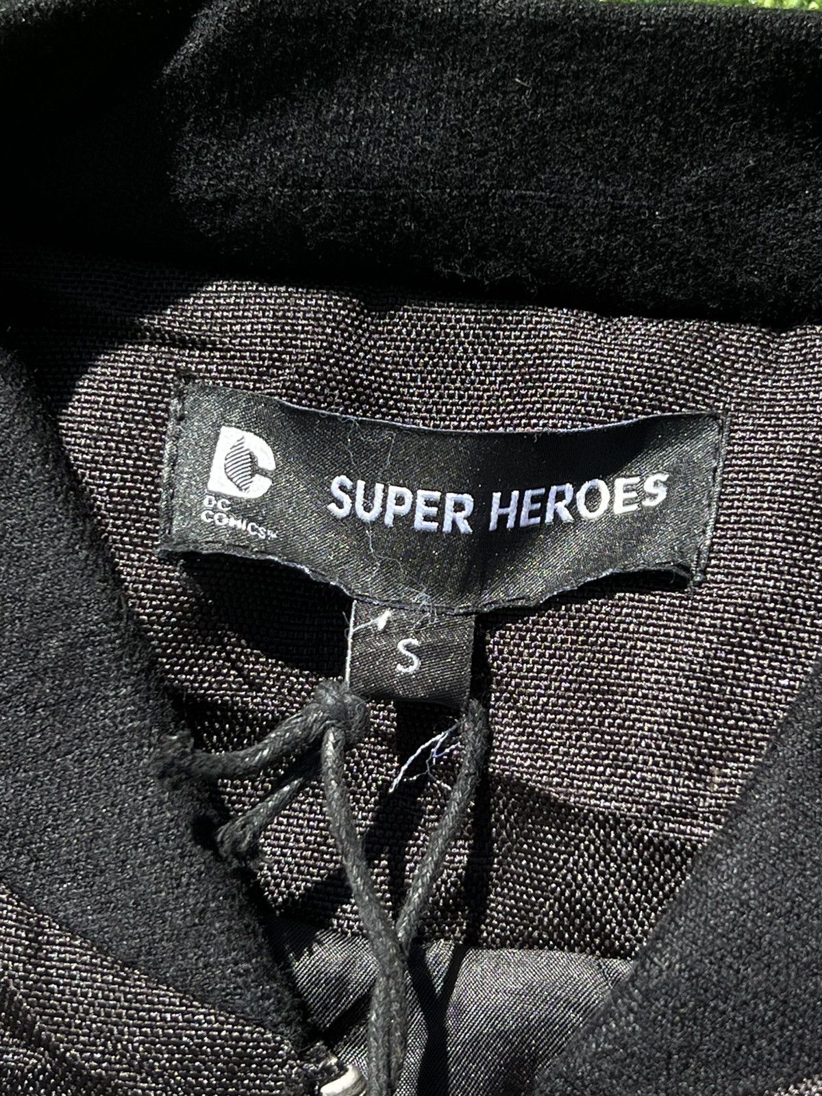 DC Comics Rare Batman "The Dark Knight" Archival-Style Tactical Bomber Size US S / EU 44-46 / 1 - 2 Thumbnail