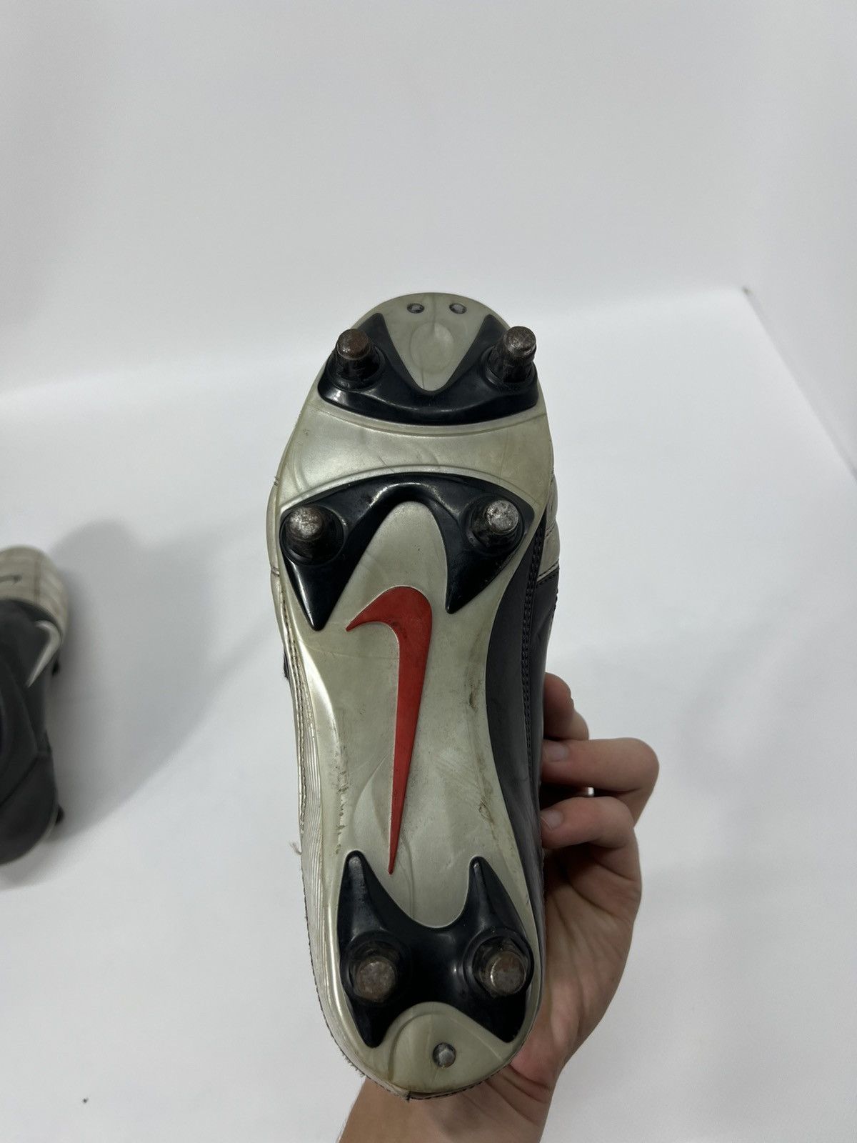 Nike VINTAGE NIKE TOTAL 90 Soccer BOOTS FOOTBALL Size 5.5 Size US 5.5 / EU 38 - 11 Thumbnail