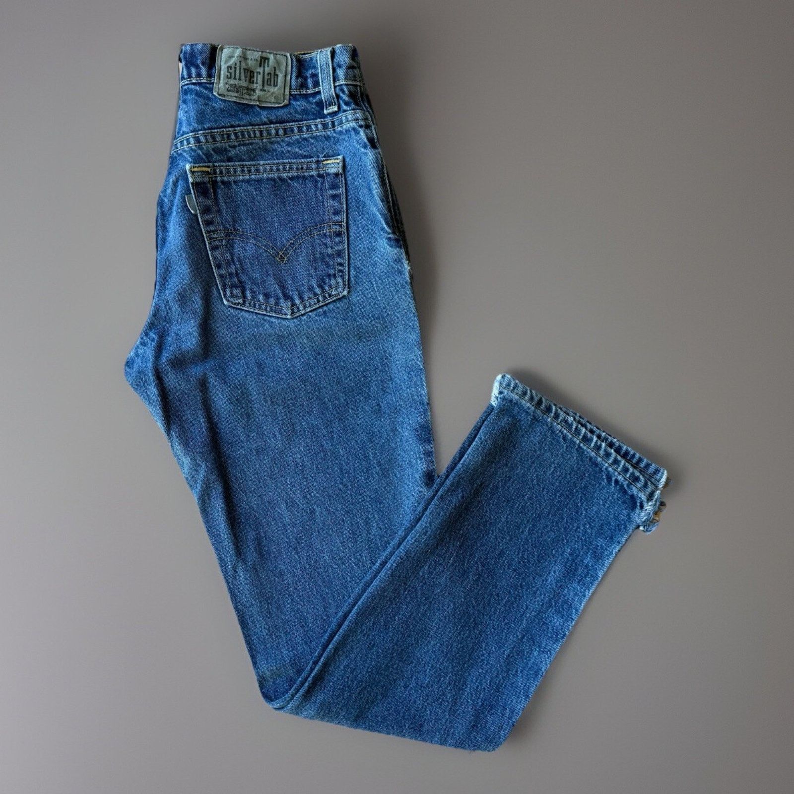 Levi's × Vintage Vintage Levis Silver Tab Jeans 28 Blue Medium Wash 90s Size 28" / US 6 / IT 42 - 1 Thumbnail