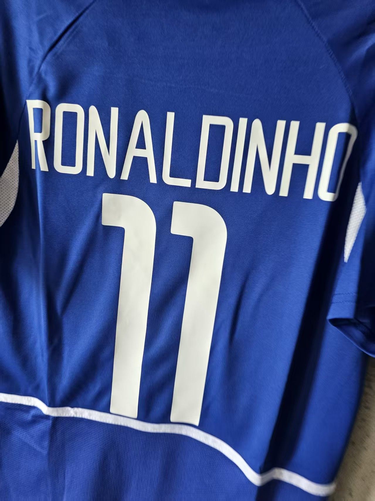 Other Ronaldinho Jersey 2002 Brazil Blue Size US S / EU 44-46 / 1 - 5 Thumbnail