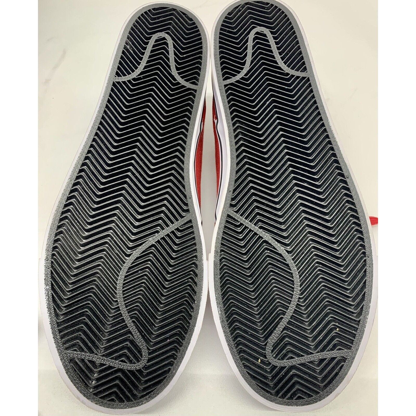 Nike Men Nike Zoom Stefan Janoski Gym Red Black 10.5 [33824-610] Size US 10.5 / EU 43-44 - 10 Thumbnail