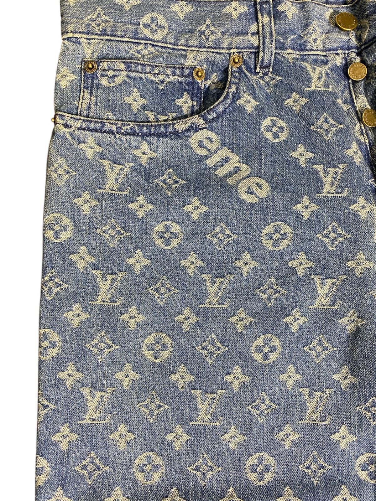 Louis Vuitton × Supreme Louis Vuitton X SUPREME 30 Blue Denim Jeans Monogram Size US 30 / EU 46 - 3 Thumbnail