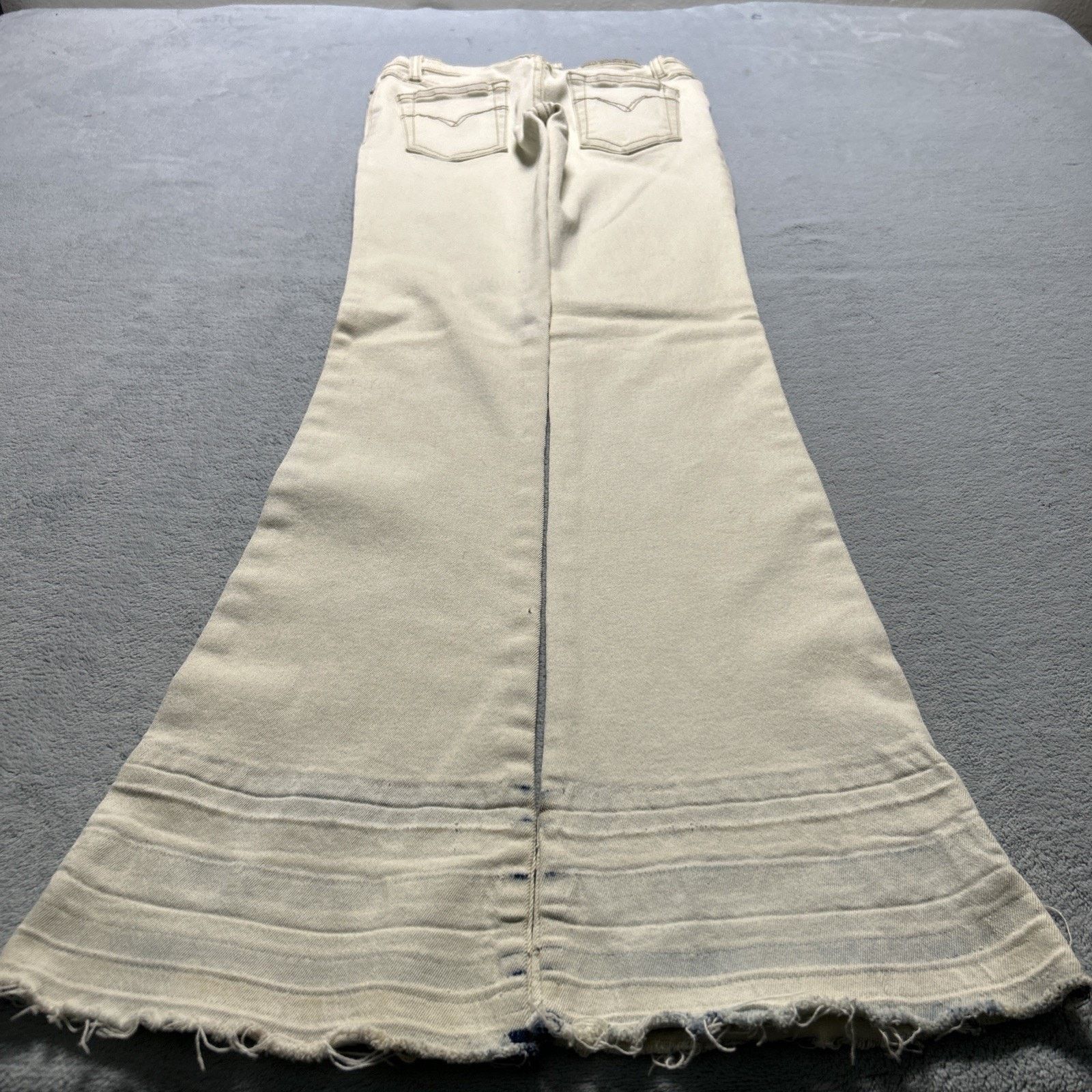 Levi's Beyond Baggy Jeans Womens 25x32 Raw Hems Flare Hamilton Wide Size 38" / US 16 / IT 52 - 1 Thumbnail