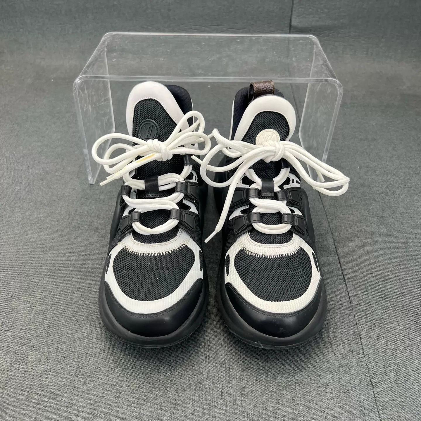 Louis Vuitton LV Archlight Black/White 38 Size US 7.5 / IT 37.5 - 4 Thumbnail