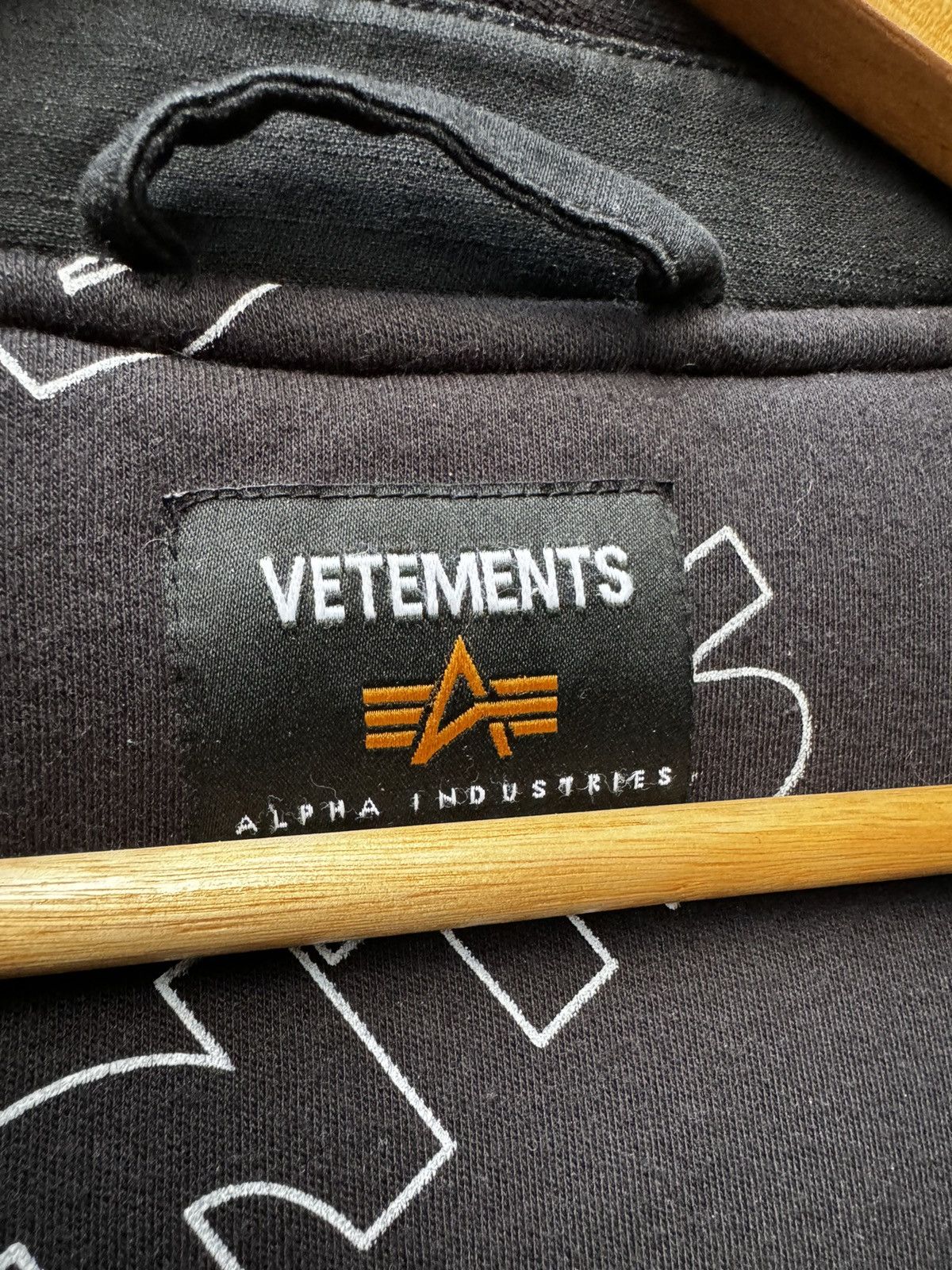 Alpha Industries × Vetements FW18 Vetements Alpha Industries Emoji Bomber Size US S / EU 44-46 / 1 - 8 Thumbnail