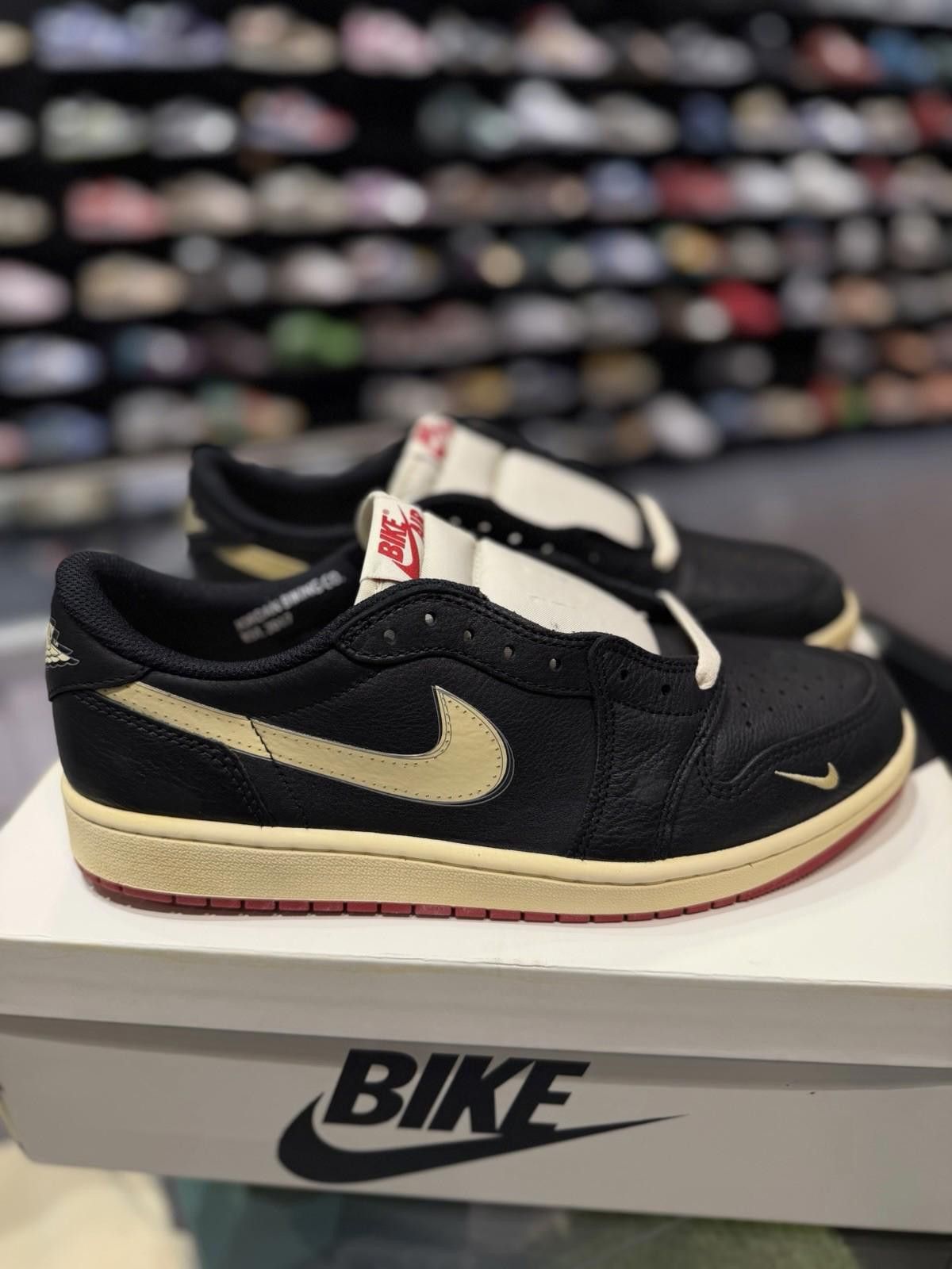 Jordan Brand Nike Air Jordan 1 OG Low “Nigel Sylvester (10) Size US 10 / EU 43 - 1 Thumbnail