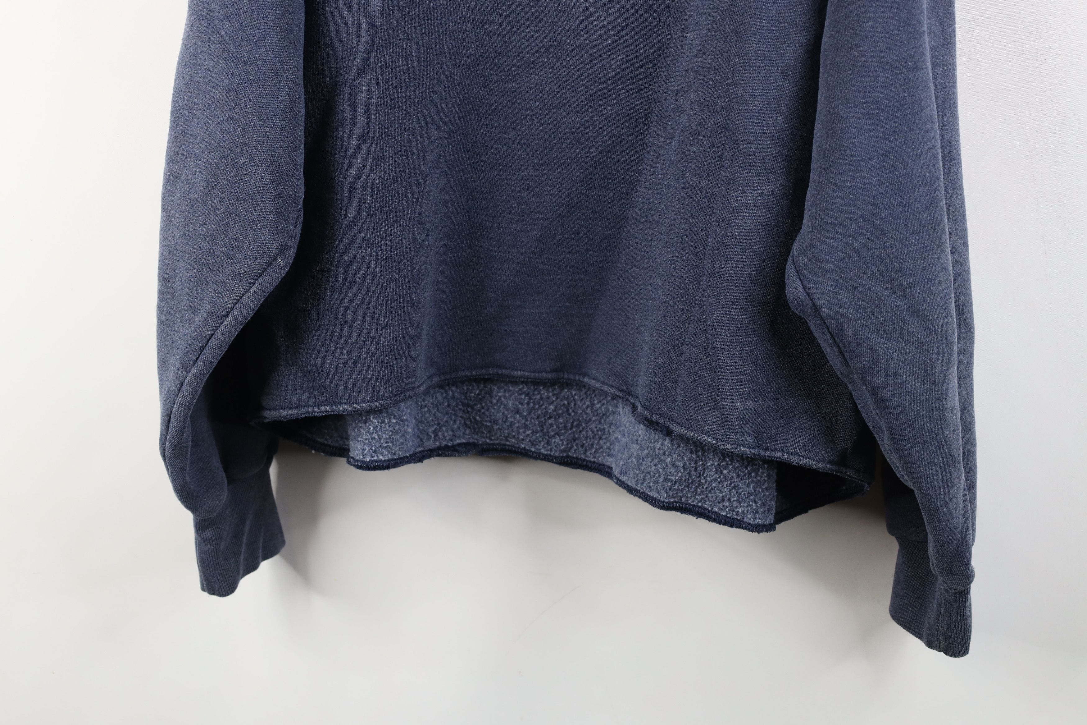 Russell Athletic Vintage 90s Russell Athletic Blank Cropped Sweatshirt Size L / US 10 / IT 46 - 15 Thumbnail