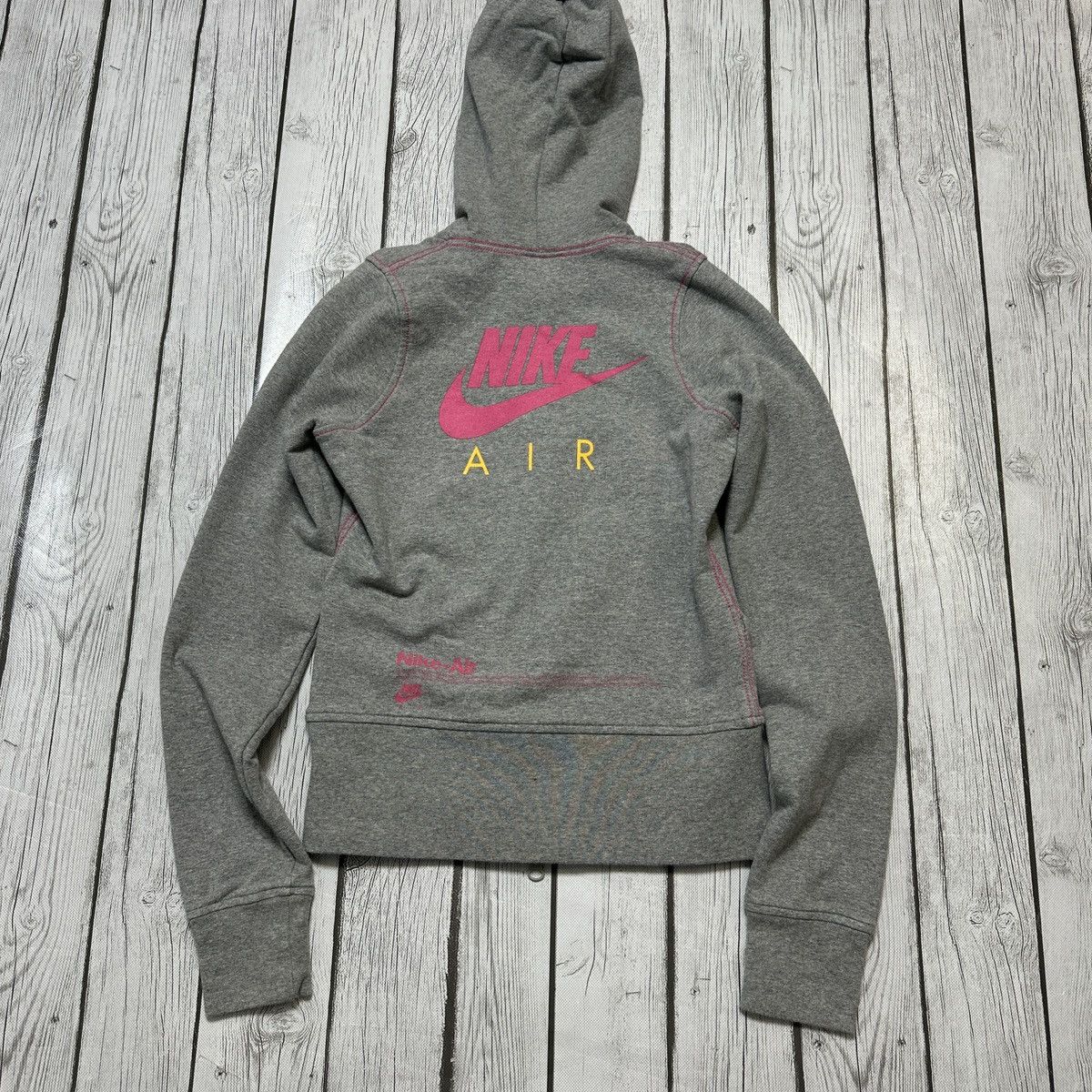 Nike × Vintage Vintage Nike hoodie Size XS / US 0-2 / IT 36-38 - 2 Thumbnail