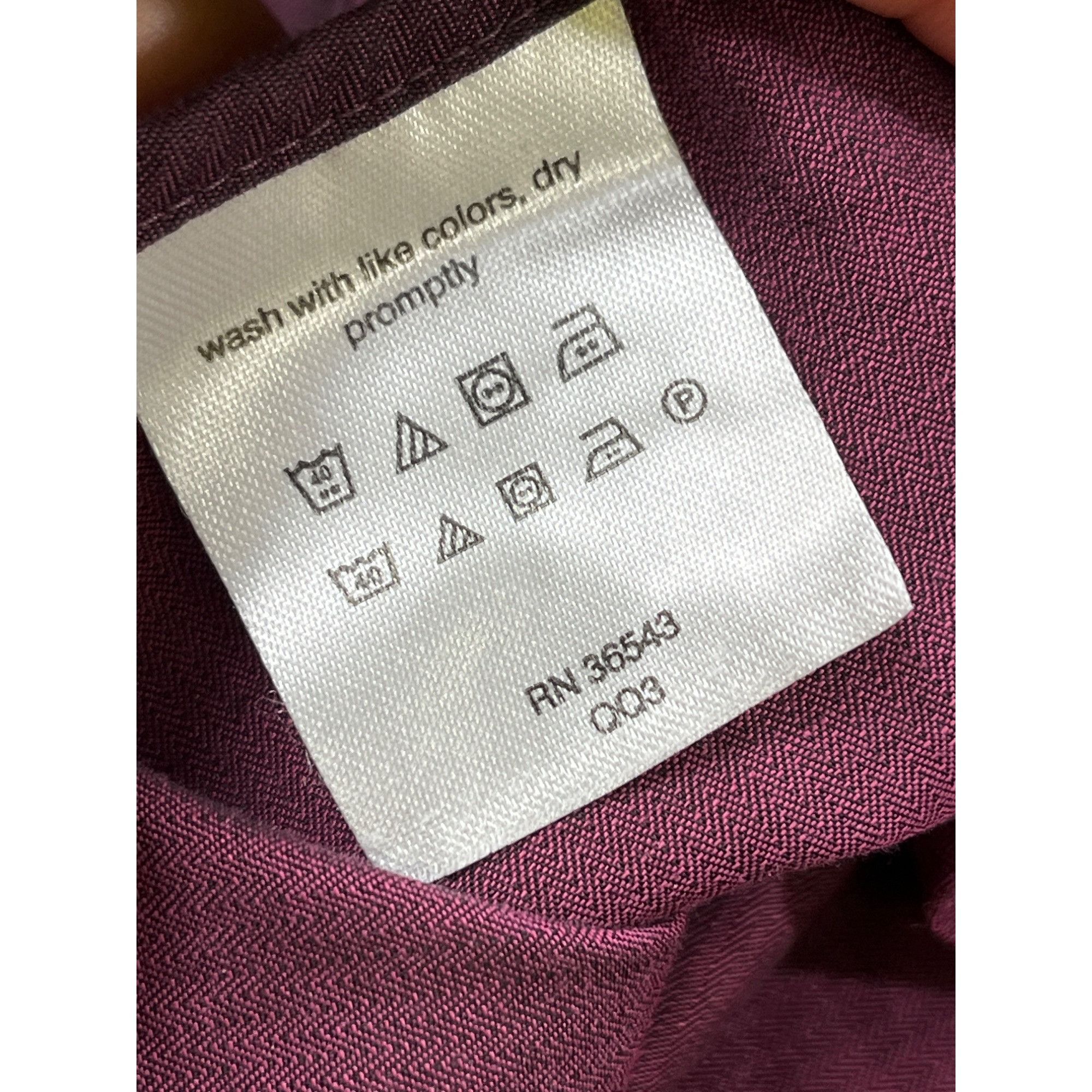Calvin Klein Calvin Klein SKU 7661 Mens Burgundy Long Sleeve Button Up Sh Size US XL / EU 56 / 4 - 11 Thumbnail
