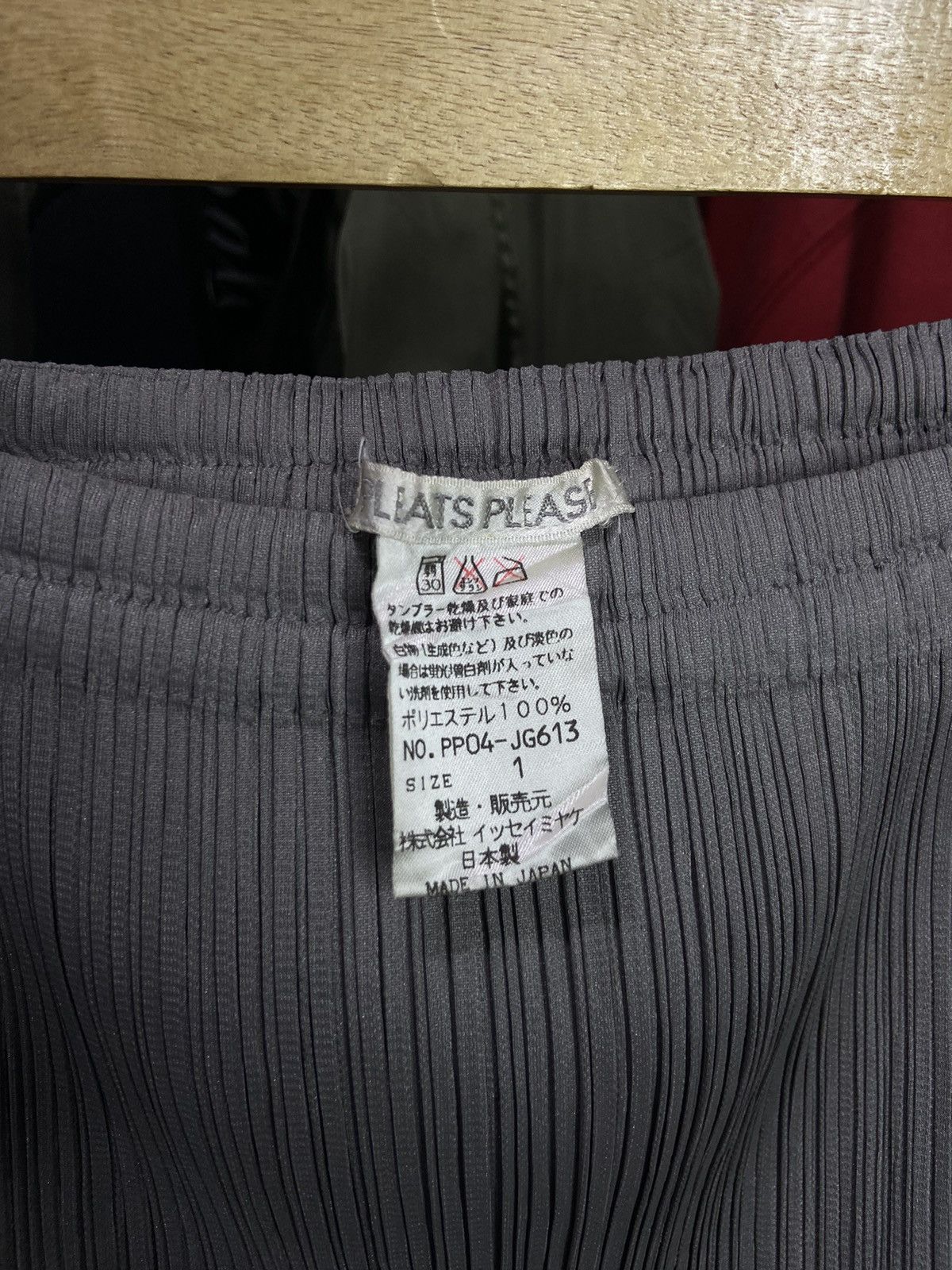 Homme Plisse Issey Miyake × Pleats Please Issey Miyake Offer‼️ PLEATS PLEASE MIDI SKIRT GREY SIZE 1 Size 24" / US 00 / IT 34 - 6 Thumbnail