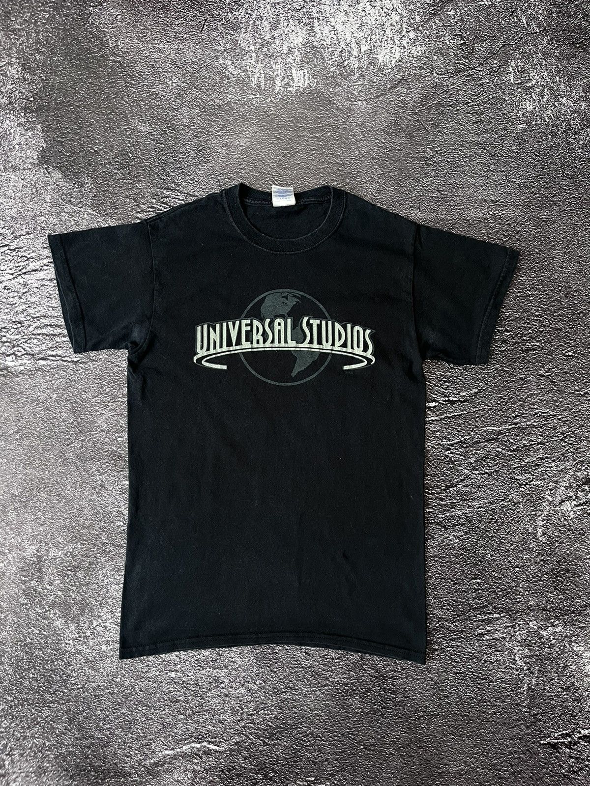 Universal Studios Vintage Universal Studios Y2K Black T-Shirt Size US S / EU 44-46 / 1 - 1 Thumbnail