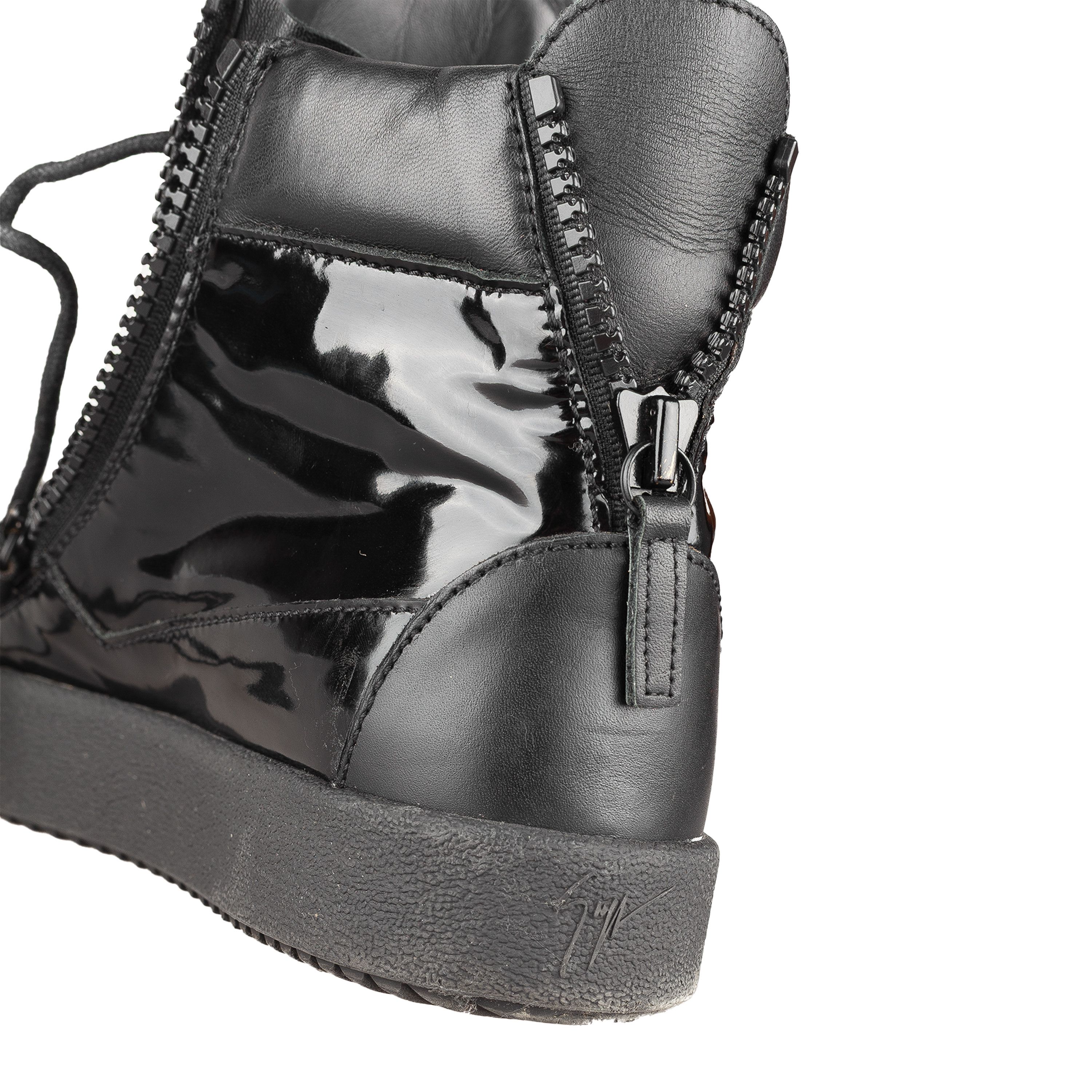 Giuseppe Zanotti Giuseppe Zanotti Black High-Top Sneakers (39 IT/ 40 EU) Size US 7 / EU 40 - 8 Thumbnail