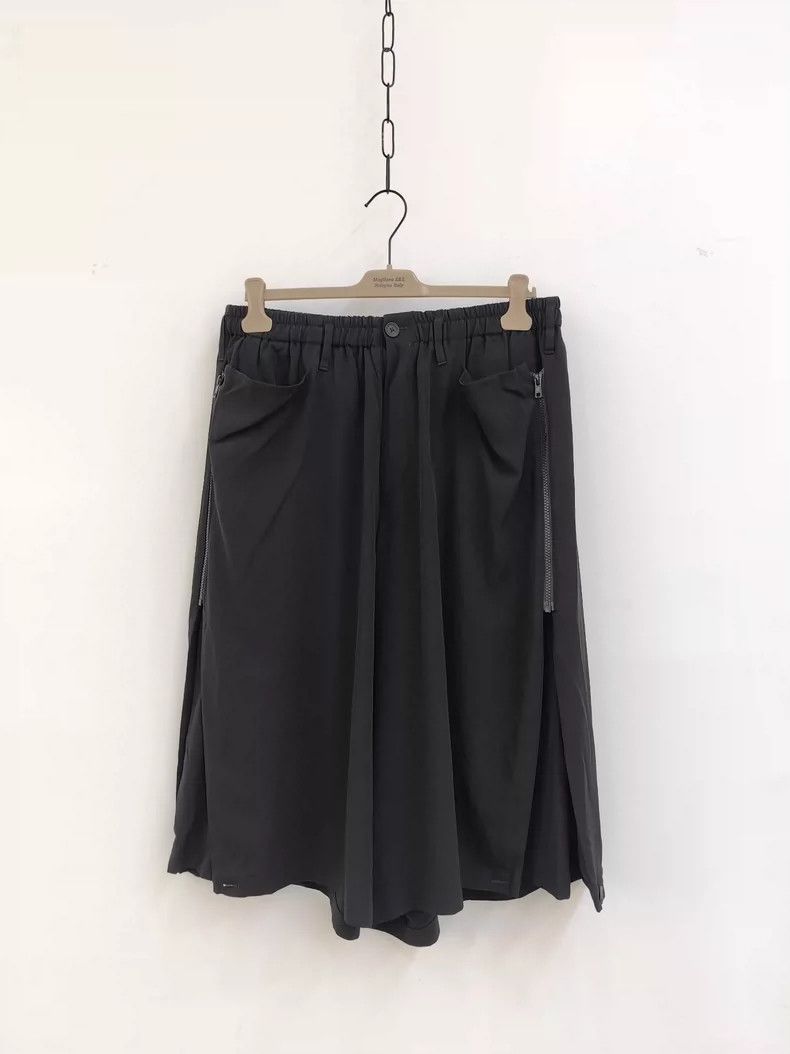 Yohji Yamamoto Yohji Yamamoto size 3 shorts Size US 30 / EU 46 - 1 Thumbnail