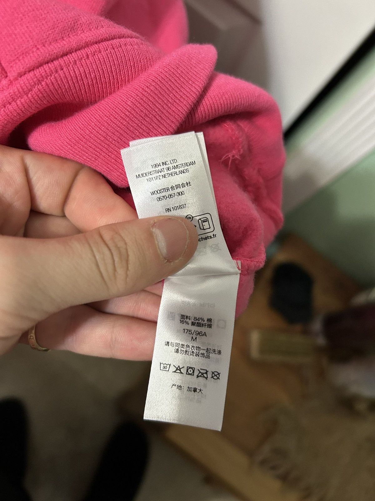 Supreme Supreme small box logo magenta hoodie size M Brand new!! Size US M / EU 48-50 / 2 - 10 Thumbnail