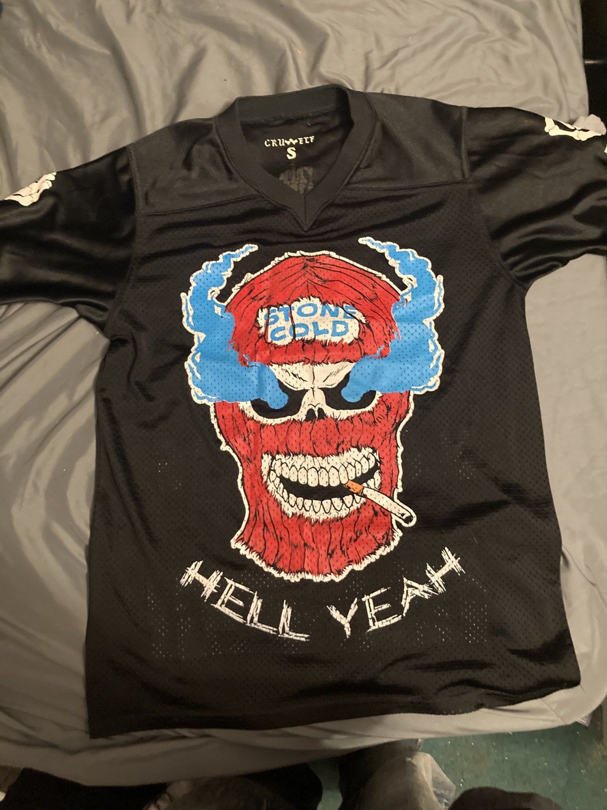 Vintage cruwelf stone cold stunna jersey
