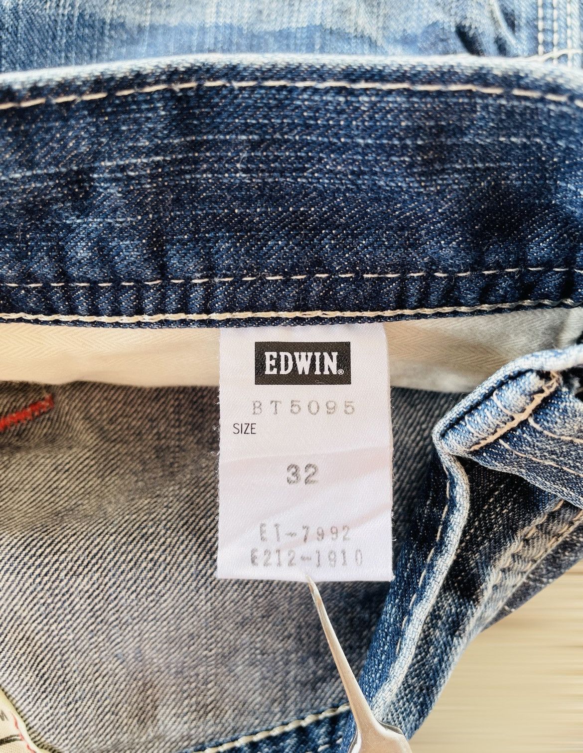 Designer × Edwin × If Six Was Nine EDWIN 503 BLUE TRIP SHORT JEANS Size US 33 - 9 Thumbnail