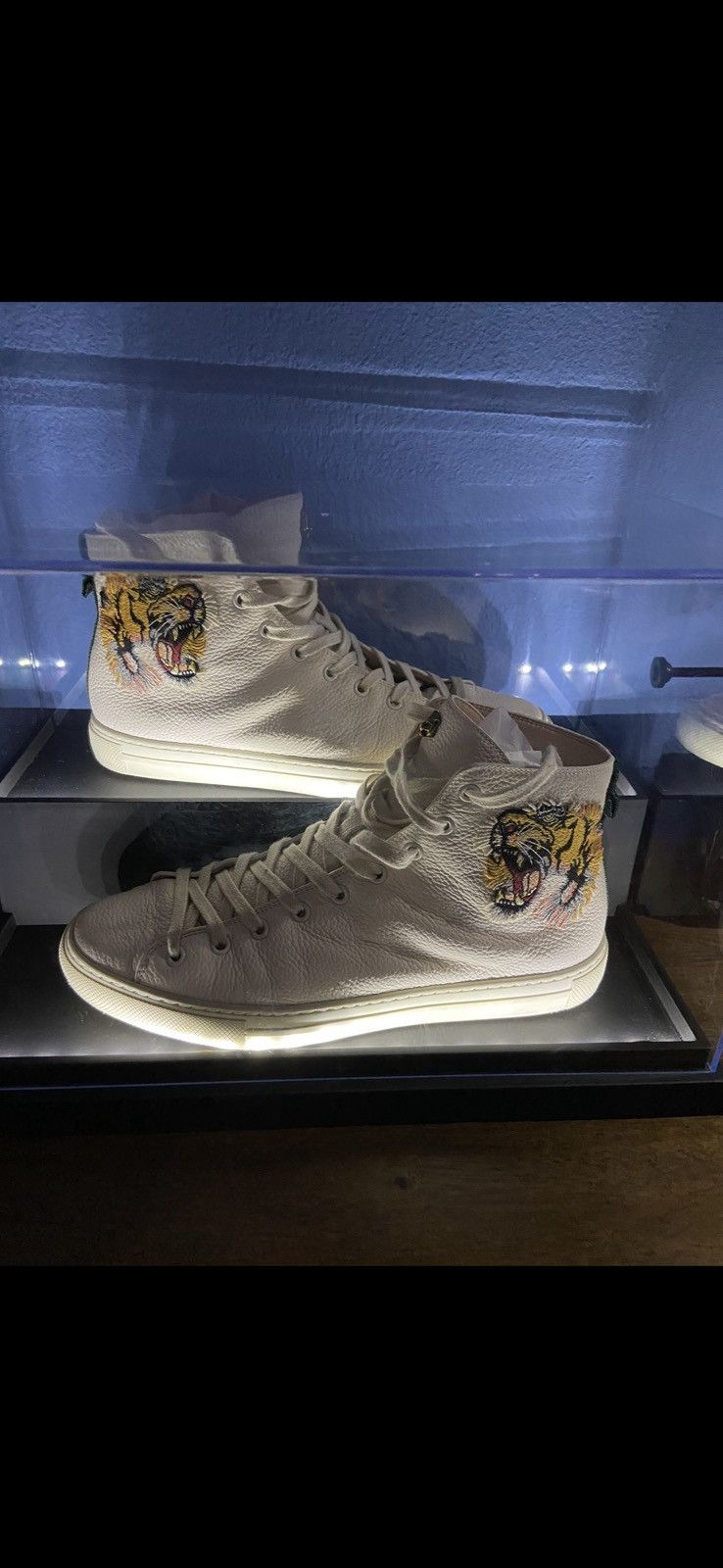 Gucci Gucci Tiger hightops Size US 8.5 / EU 41-42 - 1 Thumbnail