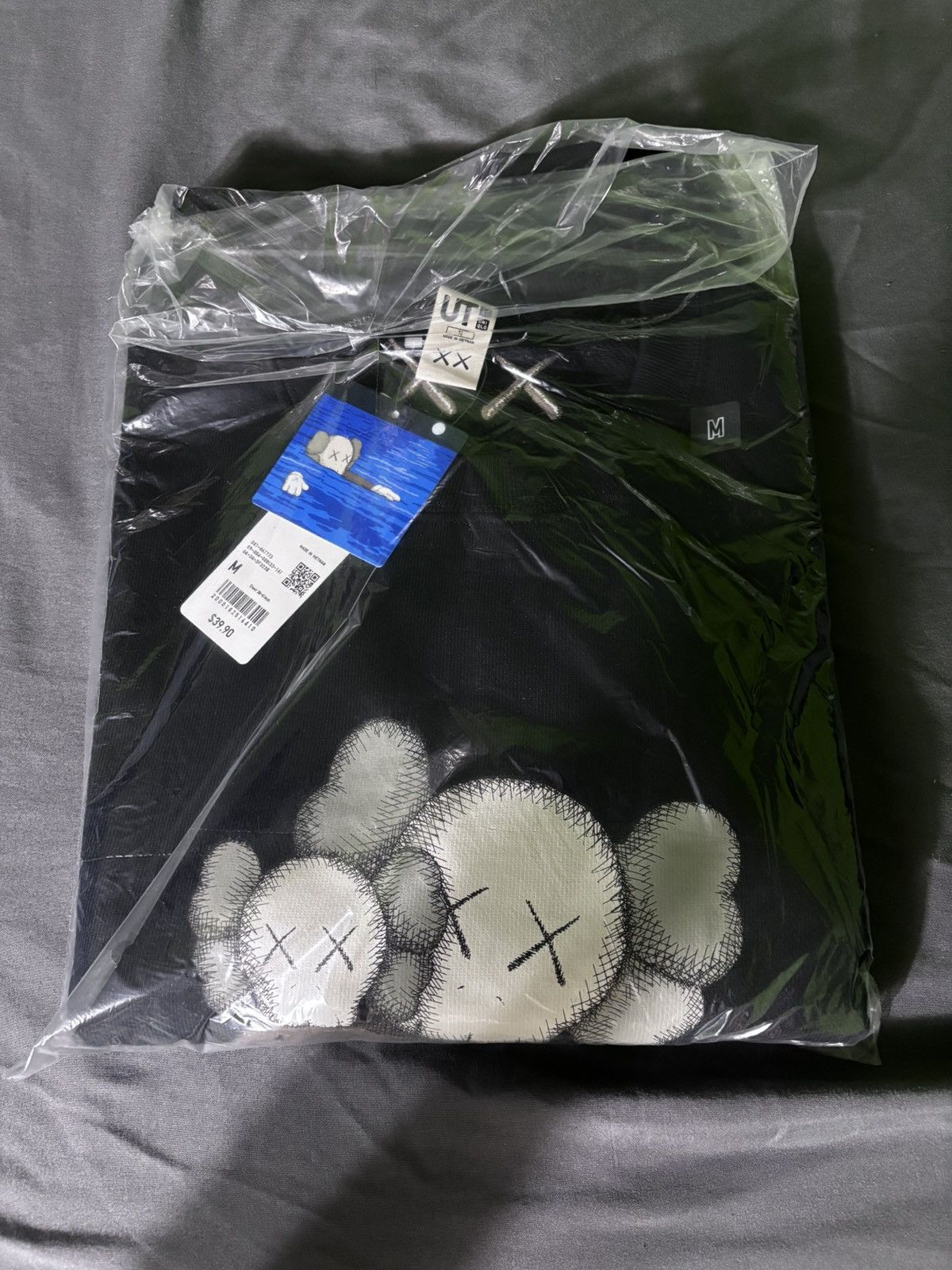 Kaws × Uniqlo Kaws sweatshirt Size US M / EU 48-50 / 2 - 2 Thumbnail