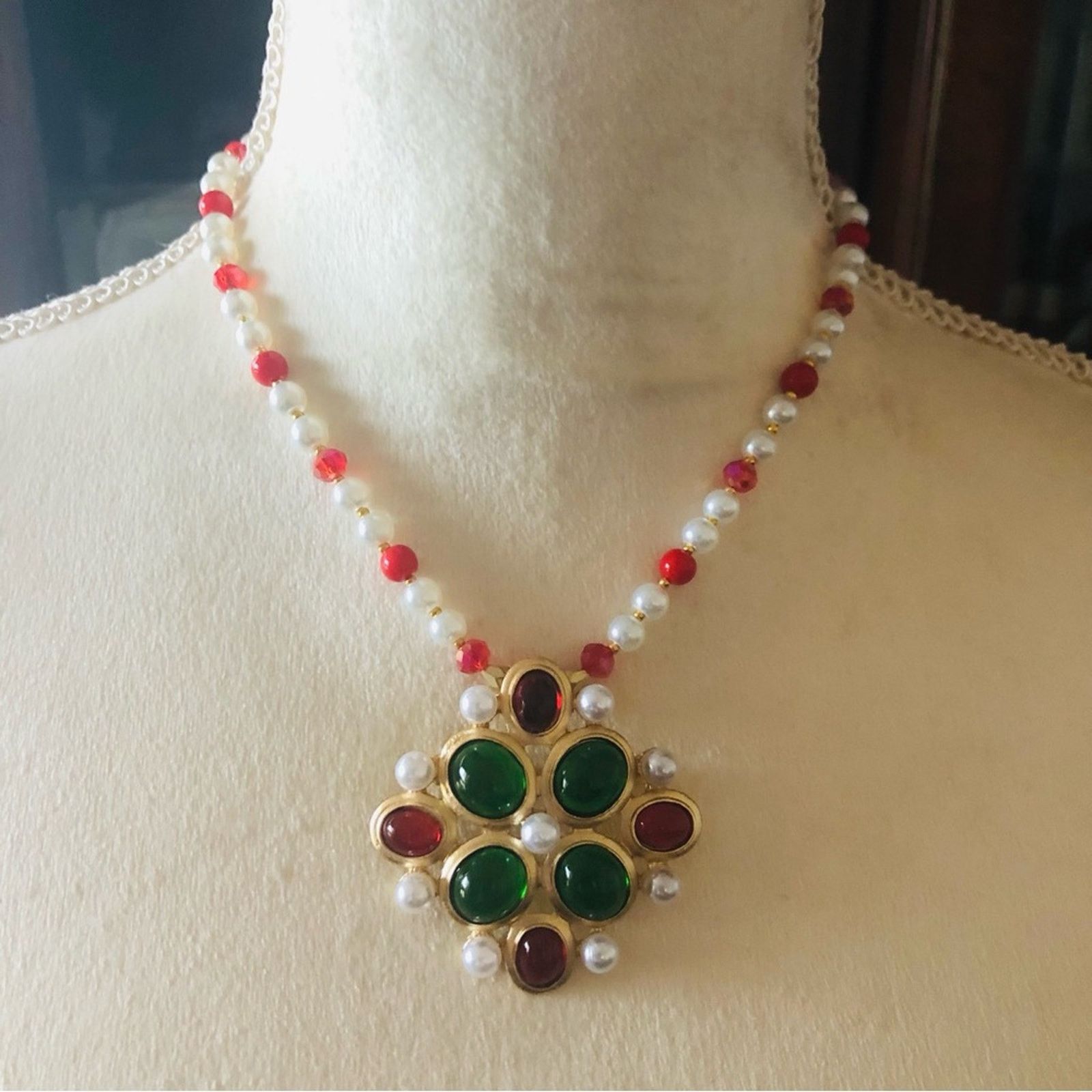 Handmade Handcrafted repurpose cabochon glass stone Pearl necklace Size ONE SIZE - 3 Thumbnail