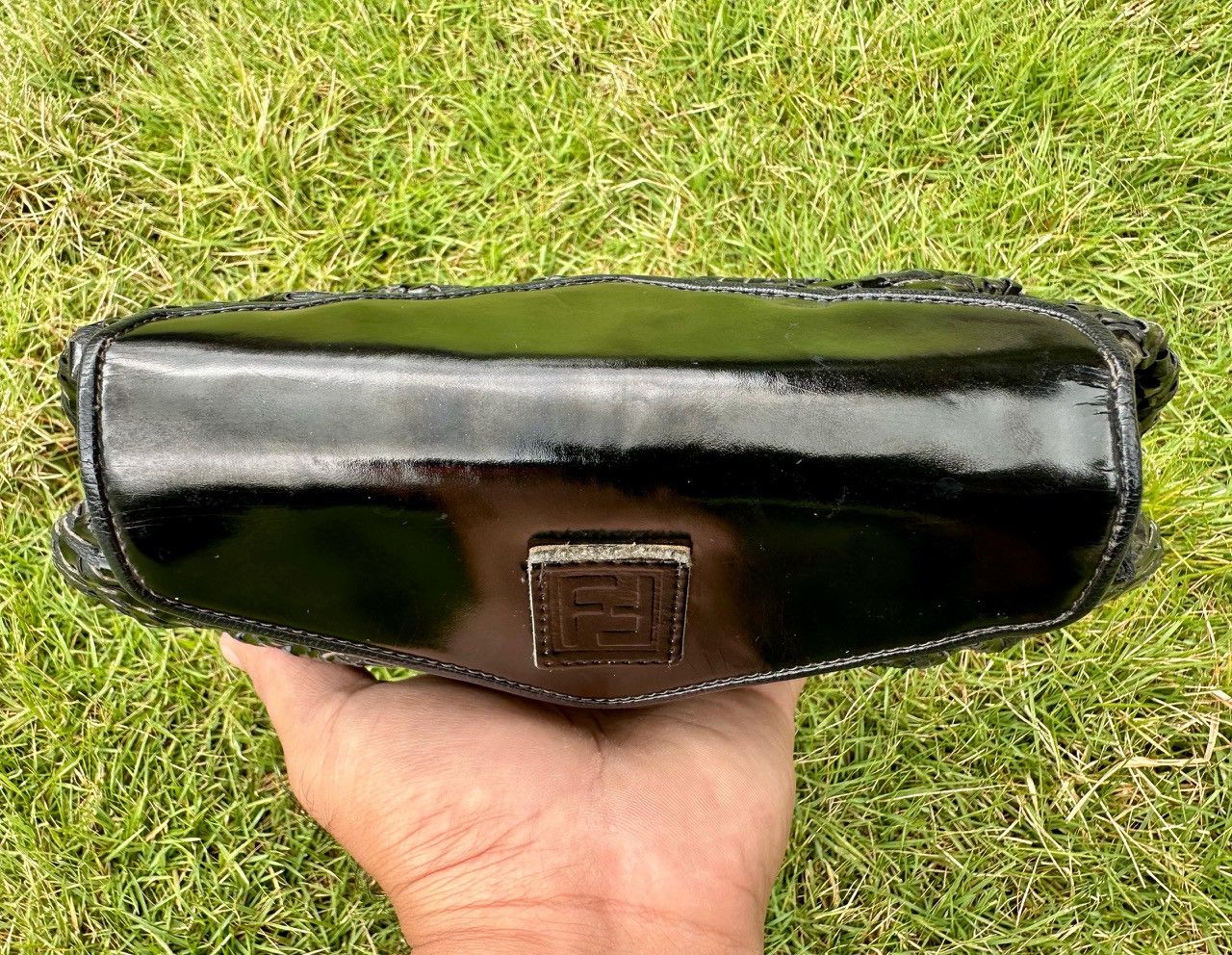 Fendi Authentic Vintage Fendi Black Woven Leather Clutch Bag Size ONE SIZE - 4 Thumbnail