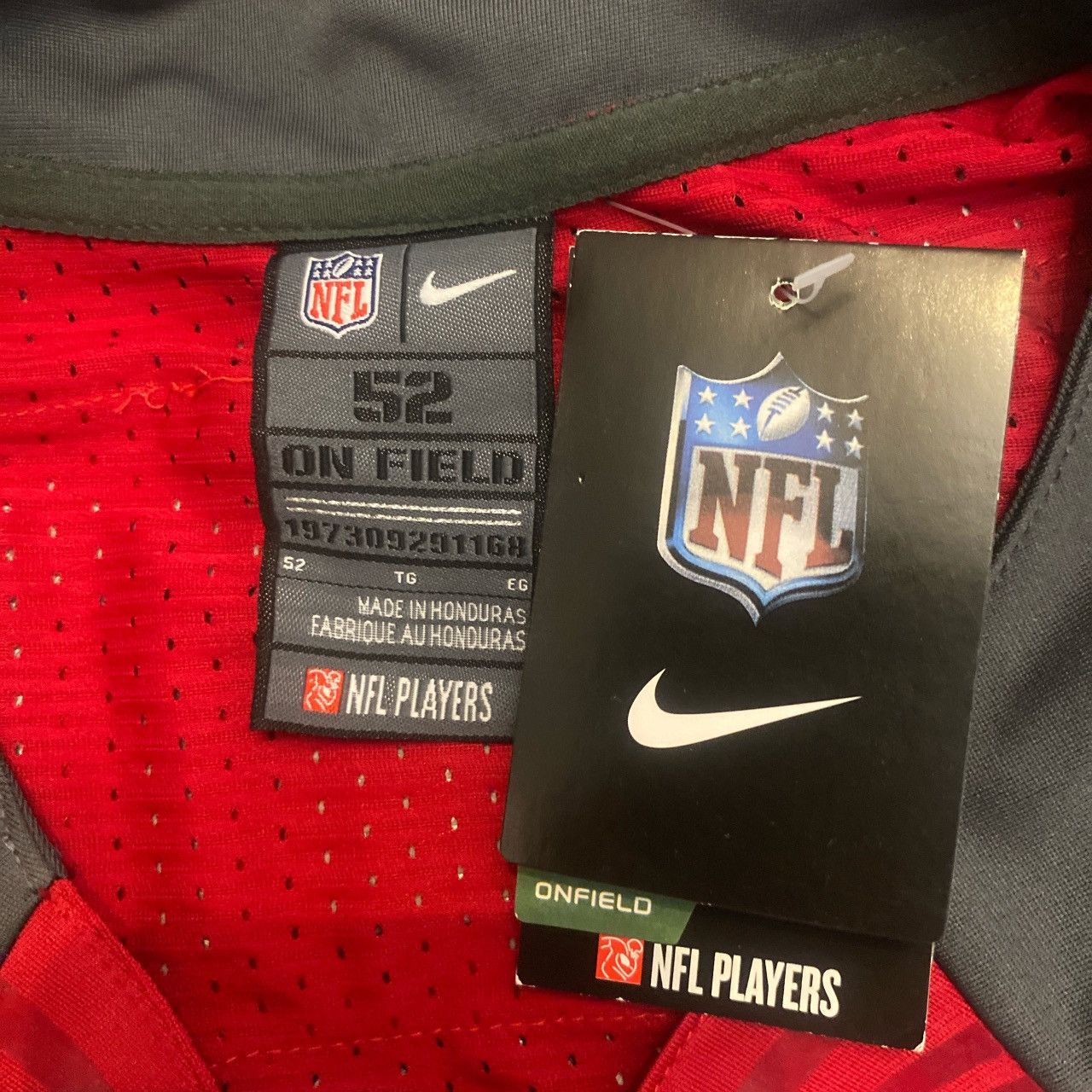 NFL × Nike Nike NFL Tampa Bay Buccaneers Cameron Brate jersey Size US L / EU 52-54 / 3 - 3 Thumbnail
