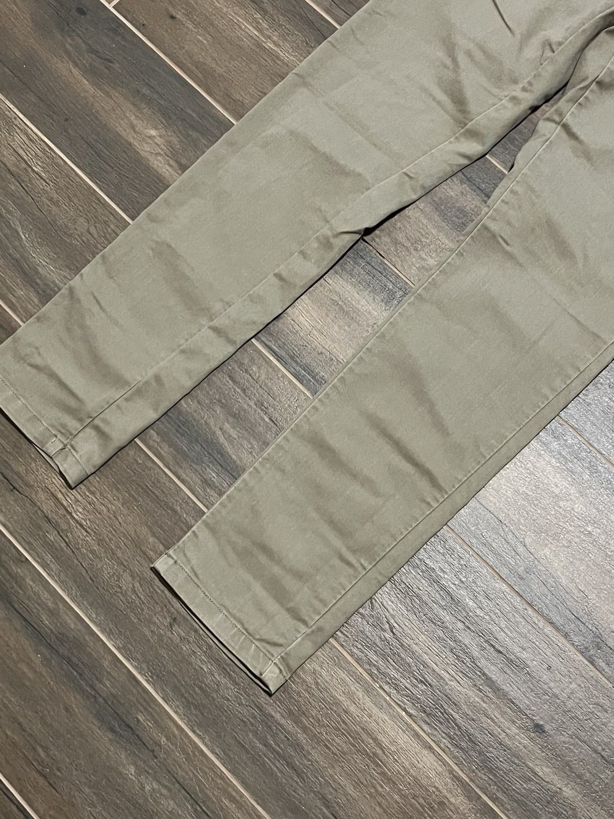 Carhartt × Carhartt Wip × Vintage Vintage Carhartt Sid Slim Beige Chino Pants Size US 31 - 3 Thumbnail