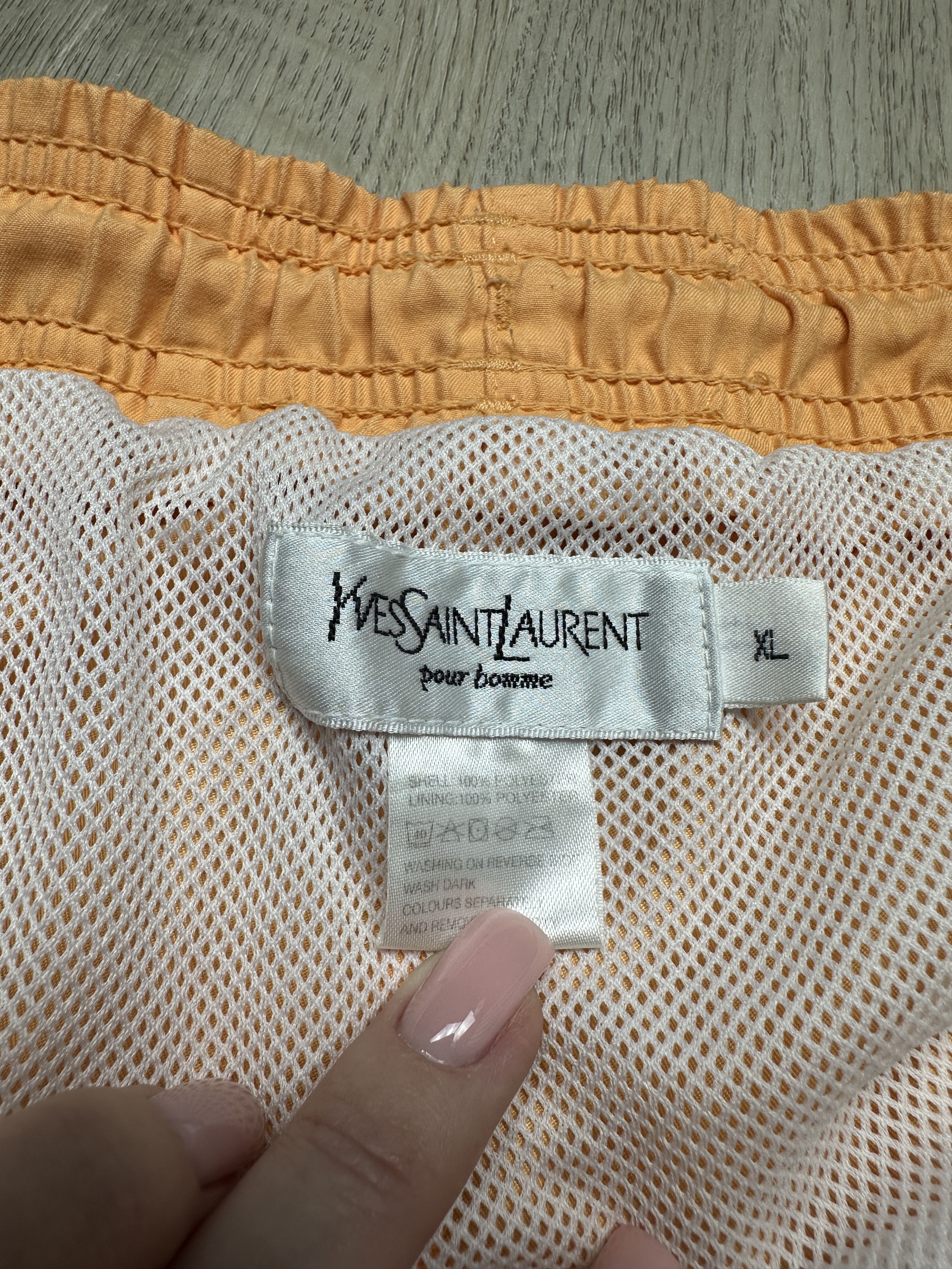 Yves Saint Laurent Yves Saint Laurent YSL Vintage Mens Nylon Shorts Size US 36 / EU 52 - 7 Thumbnail