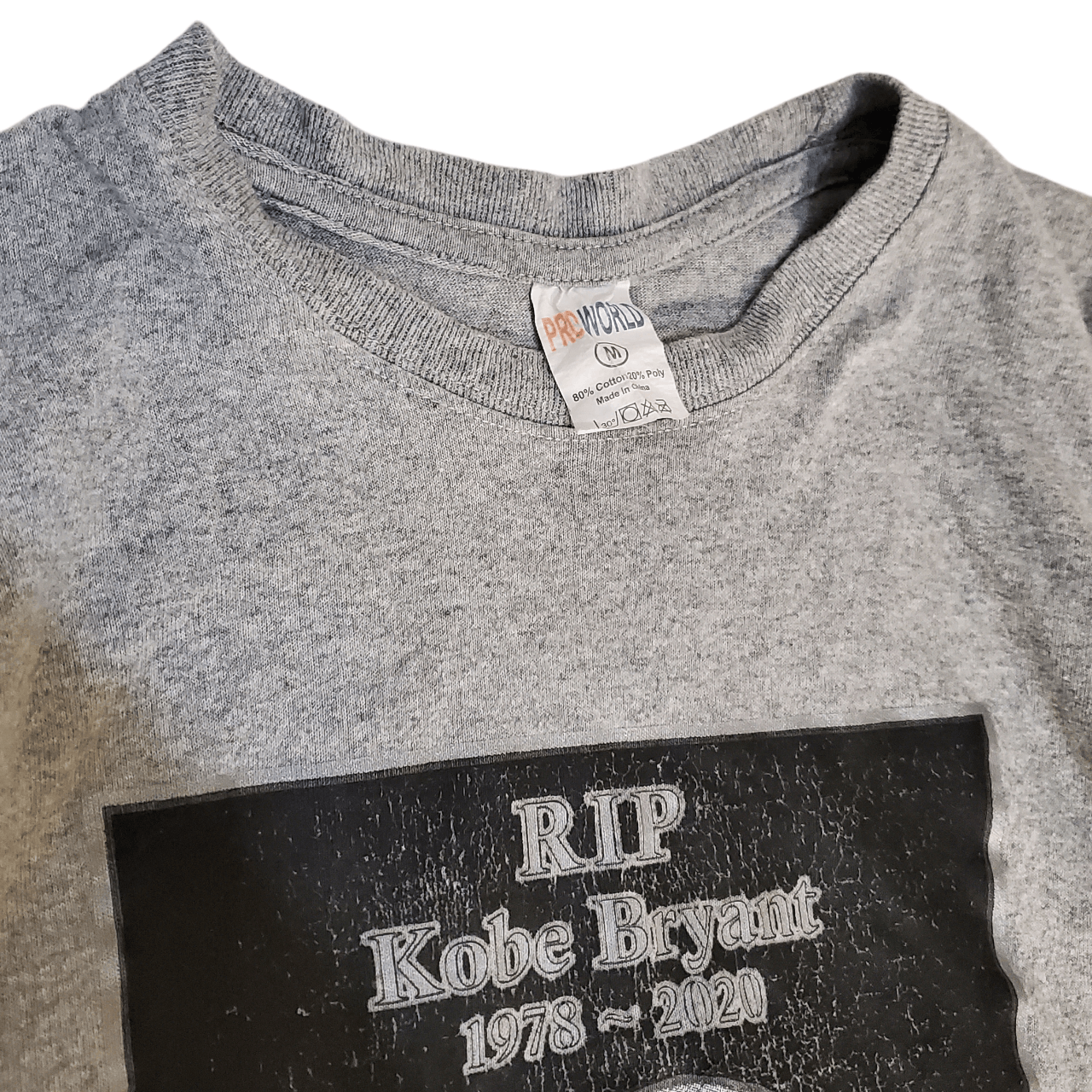 Vintage 2020 R.I.P. Kobe T-Shirt Size US M / EU 48-50 / 2 - 3 Thumbnail
