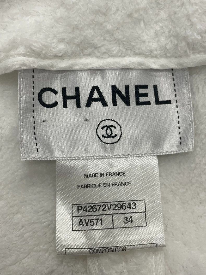 Chanel Chanel White towel blue silver rolled-edge coat Size XXS / US 00 / IT 34 - 4 Thumbnail