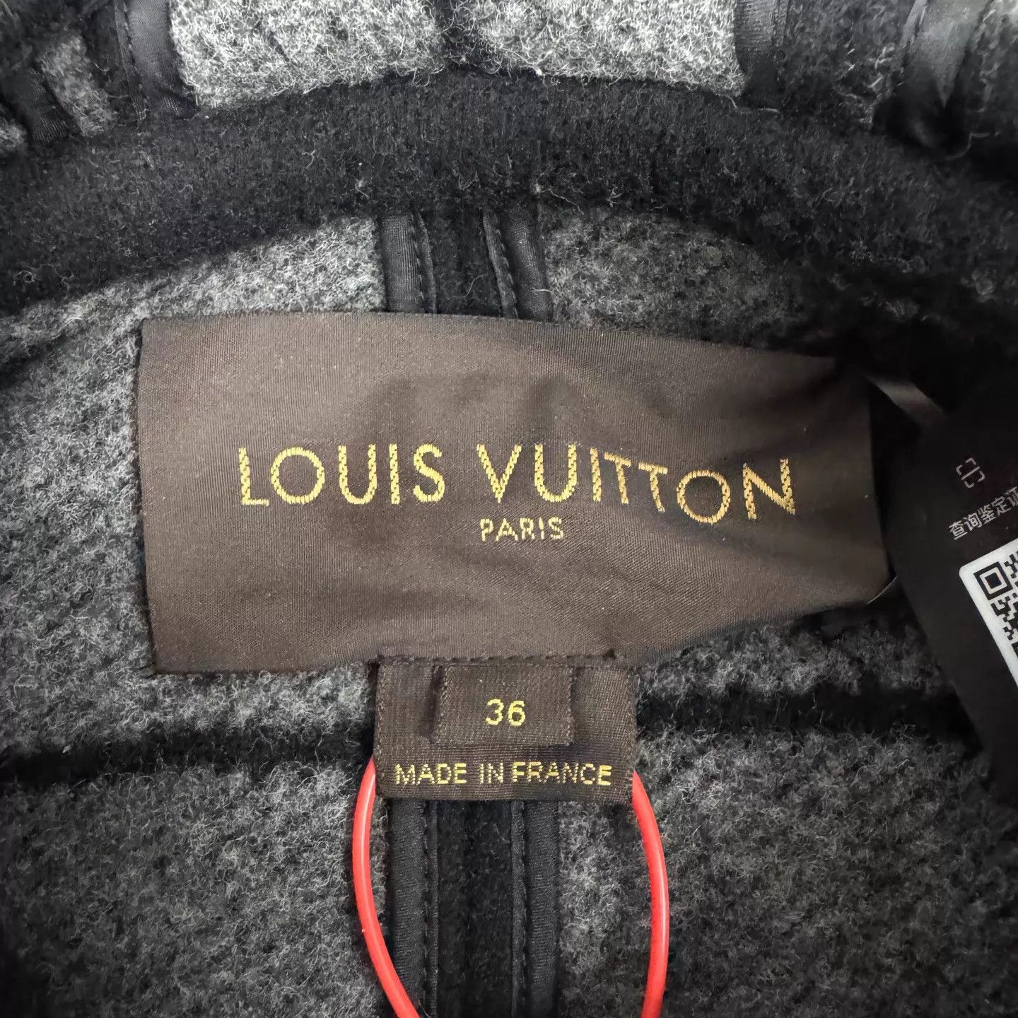 Louis Vuitton LV Big Logo Geo Lines Cashmere Cape Black Gray Size36 Size XS / US 0-2 / IT 36-38 - 5 Thumbnail