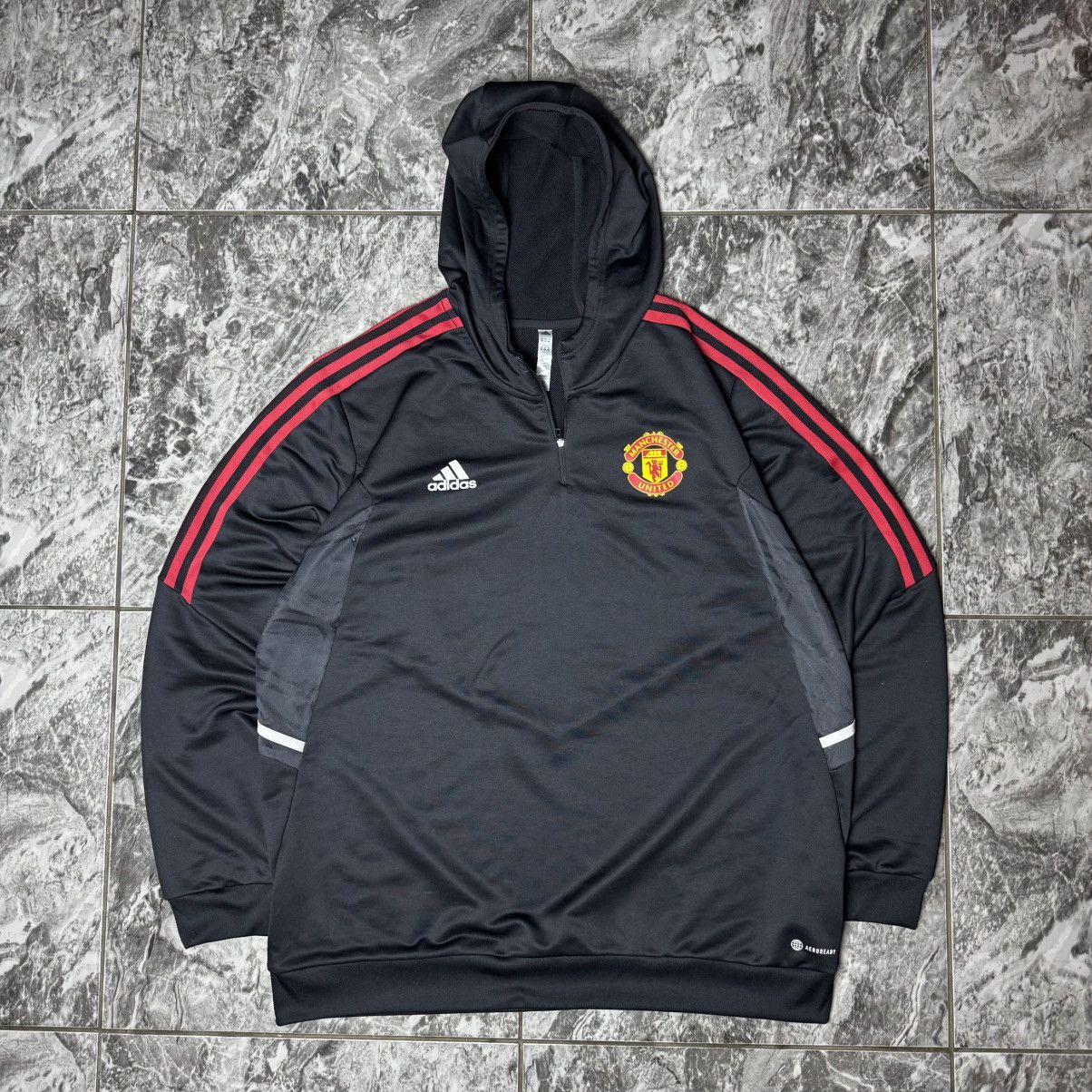 Adidas 2022-23 Manchester United adidas 1/4 Zip Hooded Training Top Size US XXL / EU 58 / 5 - 1 Thumbnail