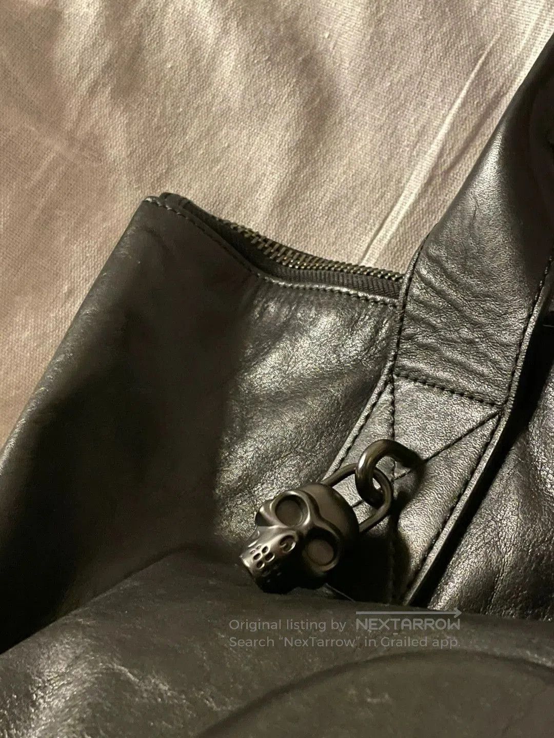 Alexander McQueen Alexander McQueen Skull Embossed Leather Bag. Size ONE SIZE - 5 Thumbnail