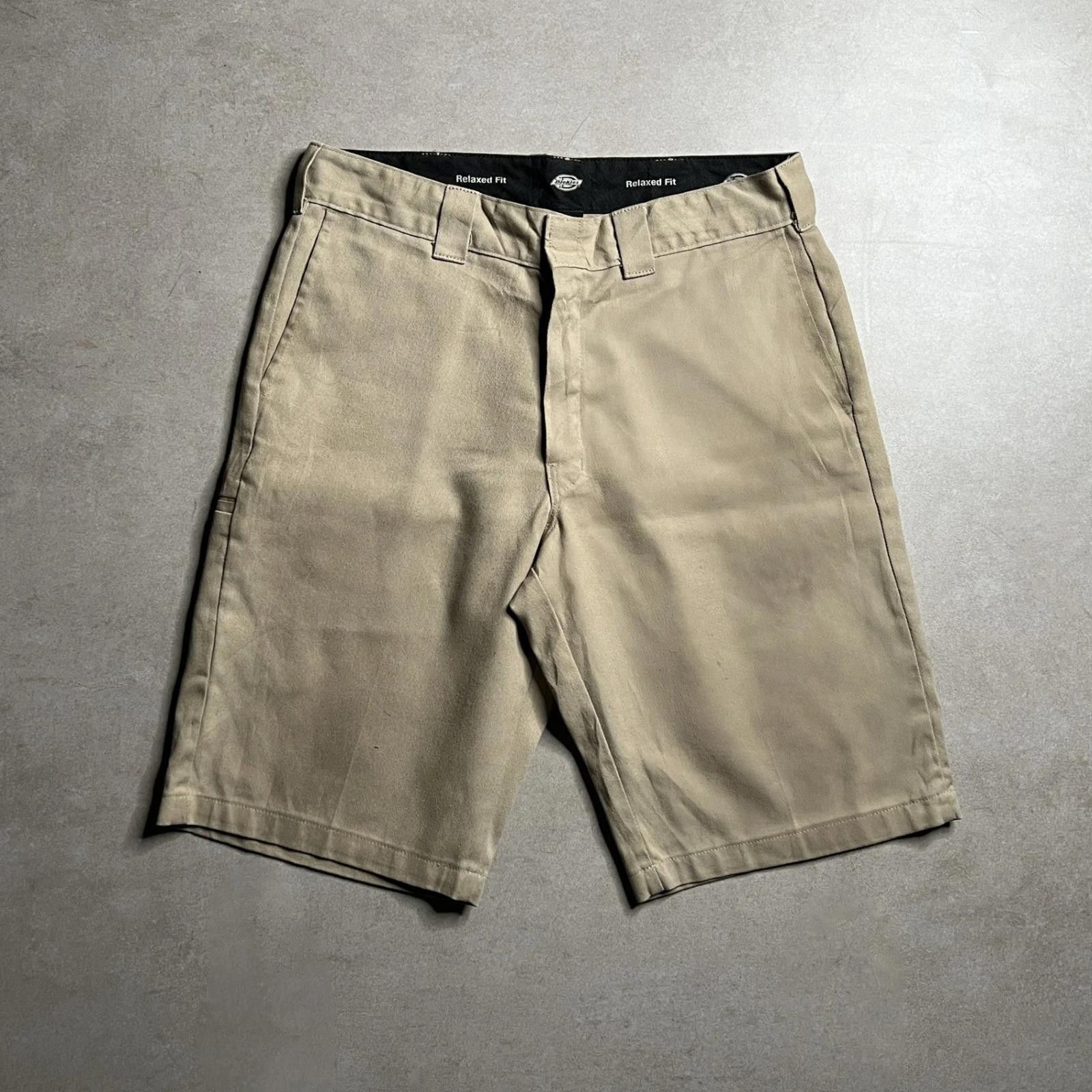 Dickies Vintage Dickies Beige Relaxed Fit Shorts - 34x12 Size US 34 / EU 50 - 1 Thumbnail