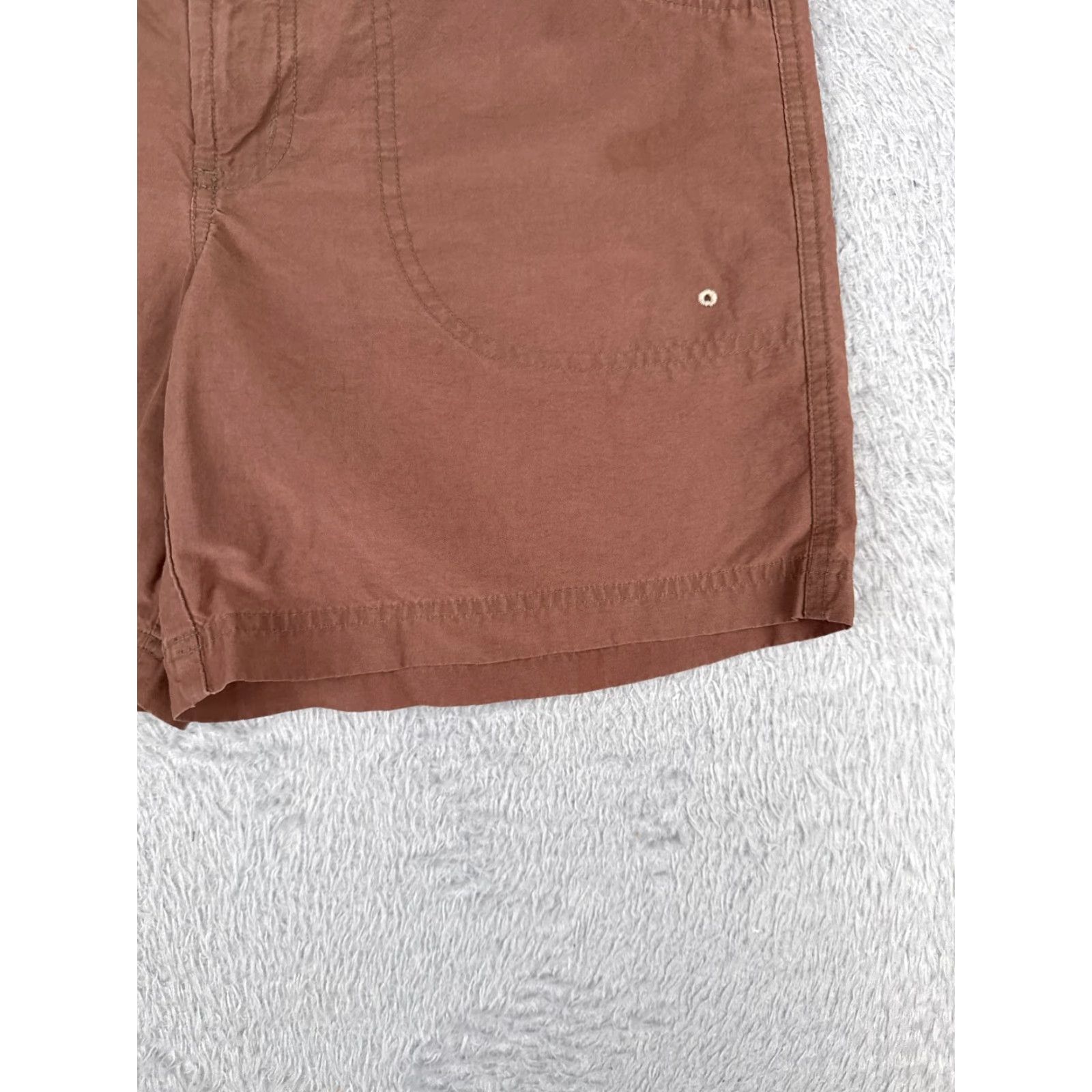 Vintage Columbia Women's Chino Shorts Size 31 Black Cotton Nylon Blend Breathable Hiking Bush Pockets 6in Inseam Size 24" / US 00 / IT 34 - 2 Thumbnail
