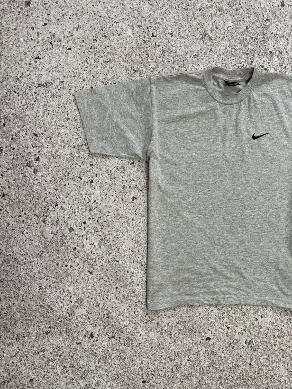 Nike × Vintage Vintage 1990’s Nike Made In USA Retro T-Shirt Y2K Hype Size US S / EU 44-46 / 1 - 3 Thumbnail