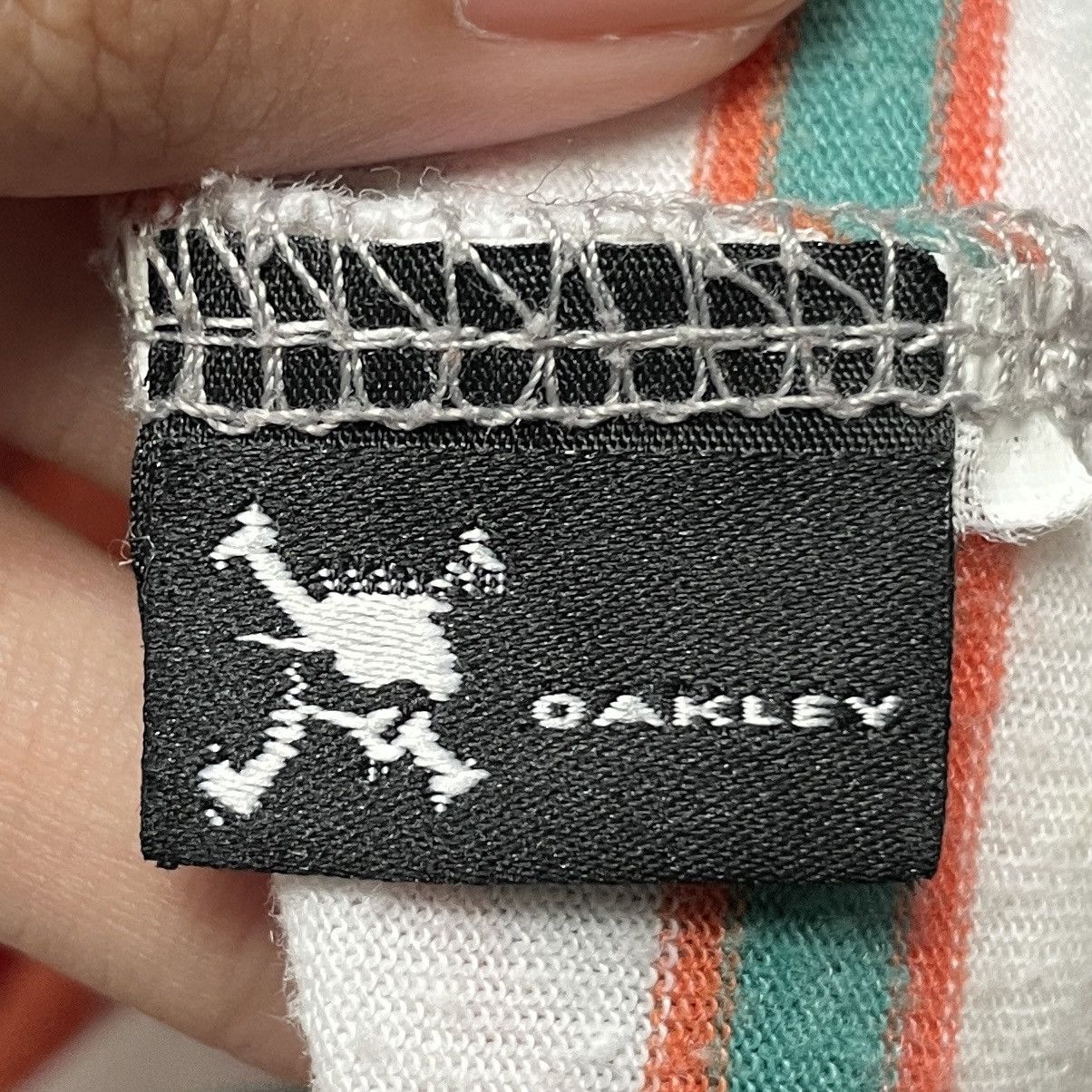 Oakley Vintage Brand Oakley Stripe T-shirt 2000s Size US XL / EU 56 / 4 - 10 Thumbnail