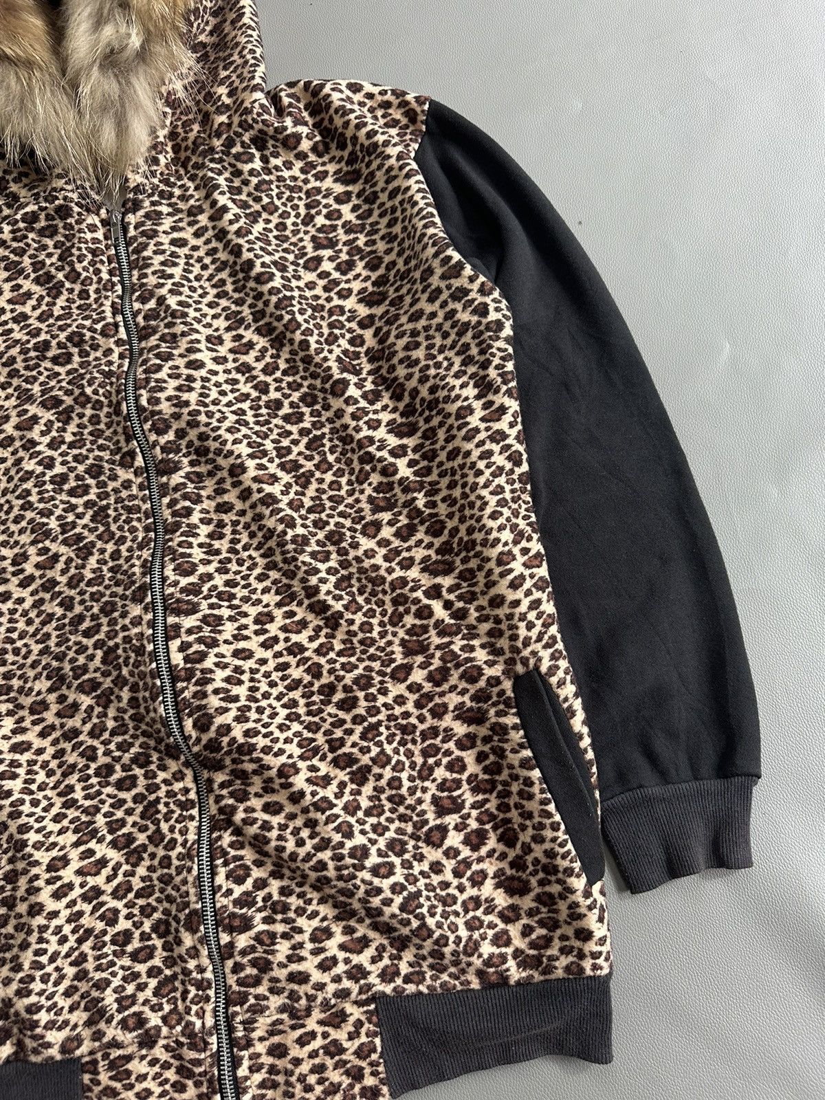 STAR POP BLACK LEOPARD FUR ZIP HOODIE
