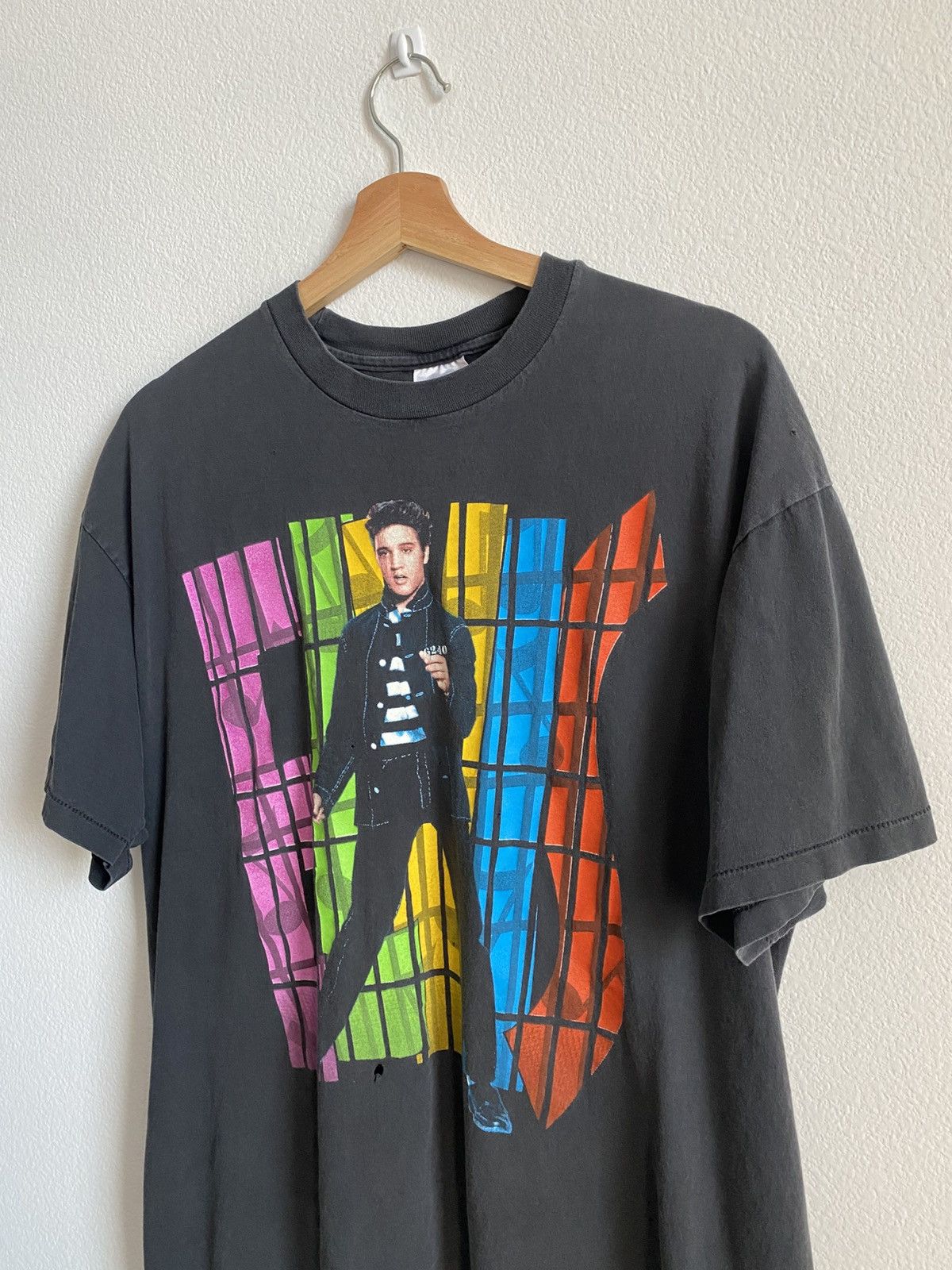 Band Tees Vintage 1991 Faded Elvis Single Stitch Tee Size US XL / EU 56 / 4 - 3 Thumbnail