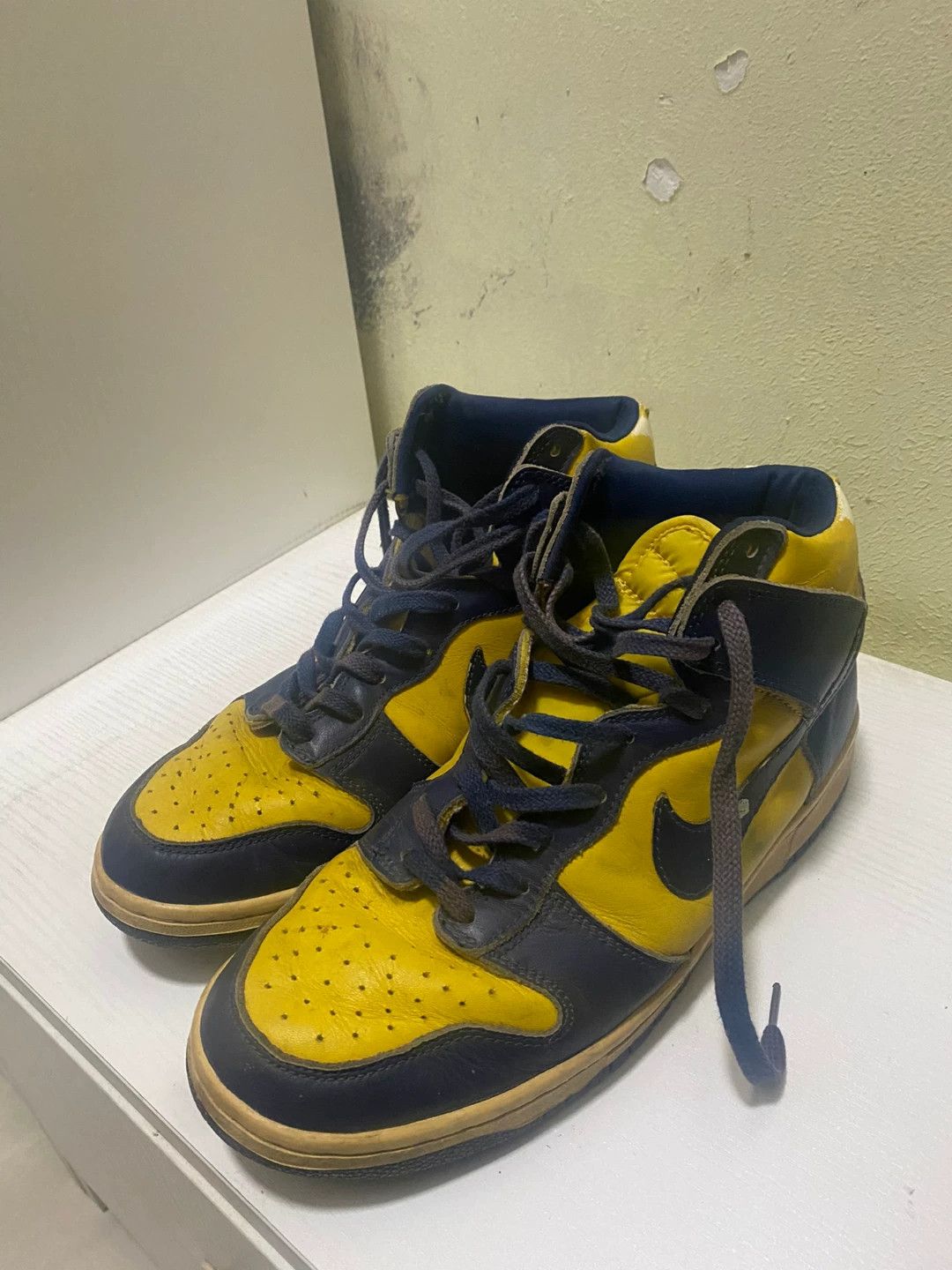 Nike Vintage Nike Dunk '02 Michigan Hiroshi Fujiwara 43 Size US 10 / EU 43 - 1 Thumbnail