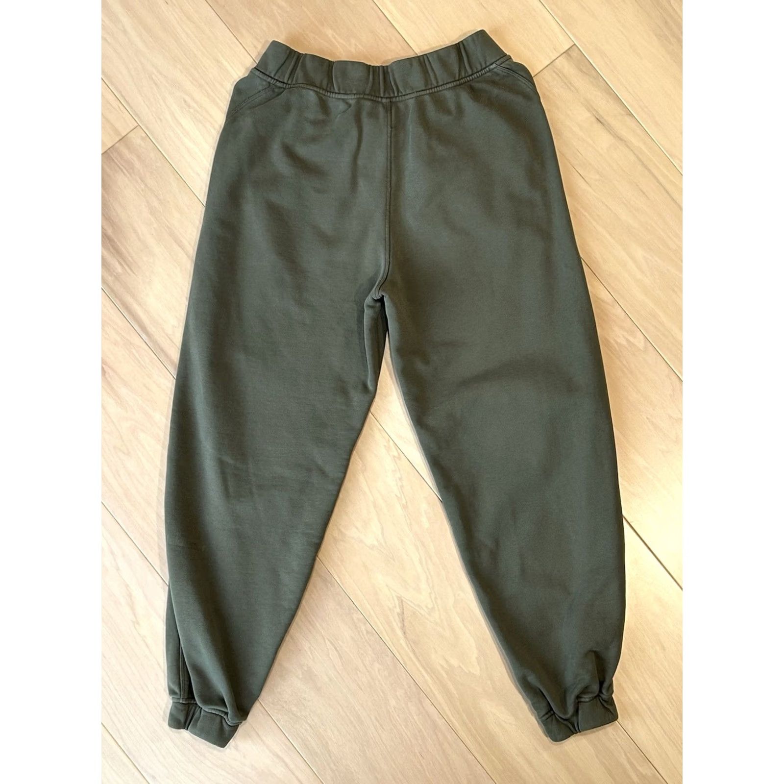 Lululemon VINTAGE Lululemon Relaxed High-Rise Jogger Green Women’s 9 Size 30" / US 8 / IT 44 - 3 Thumbnail