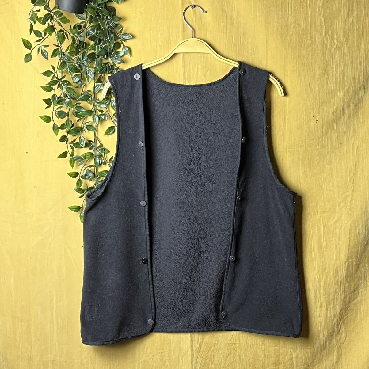 Issey Miyake × Pleats Please Issey Miyake Pleats Please Issey Miyake Button flecce sleeveles Size US M / EU 48-50 / 2 - 1 Thumbnail