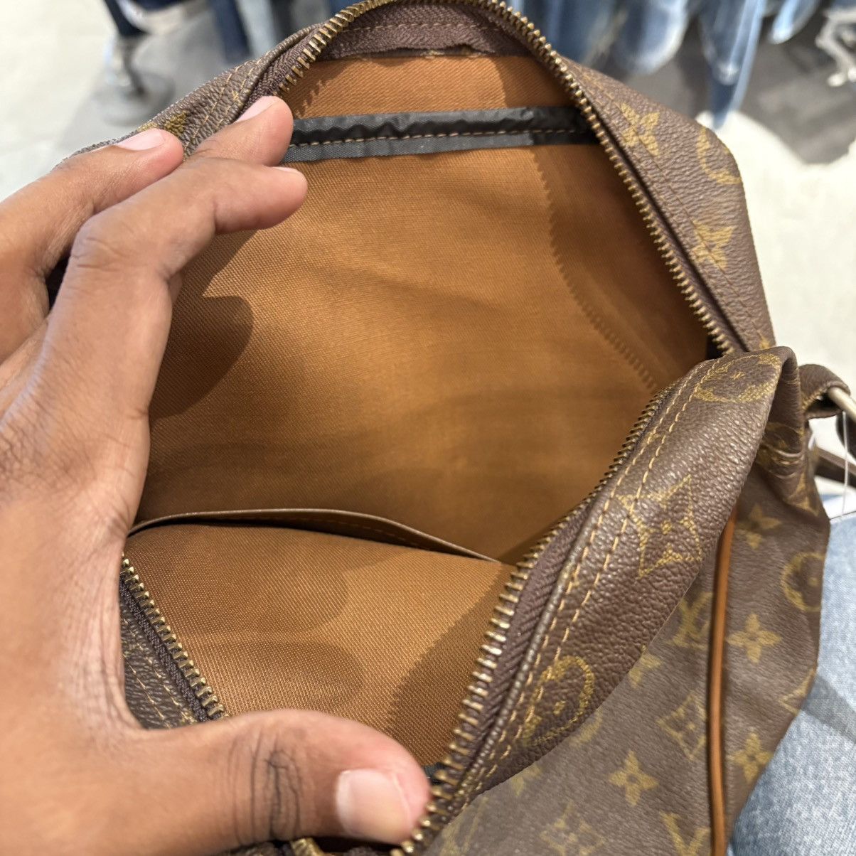 Louis Vuitton Louis Vuitton Monogram Sling Bag Size ONE SIZE - 3 Thumbnail