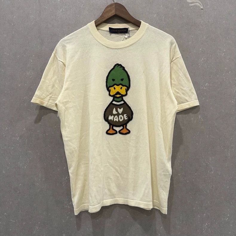 Louis Vuitton Louis Vuitton Nigo Signature Beige Cartoon Duck Knit Short Size US S / EU 44-46 / 1 - 1 Thumbnail